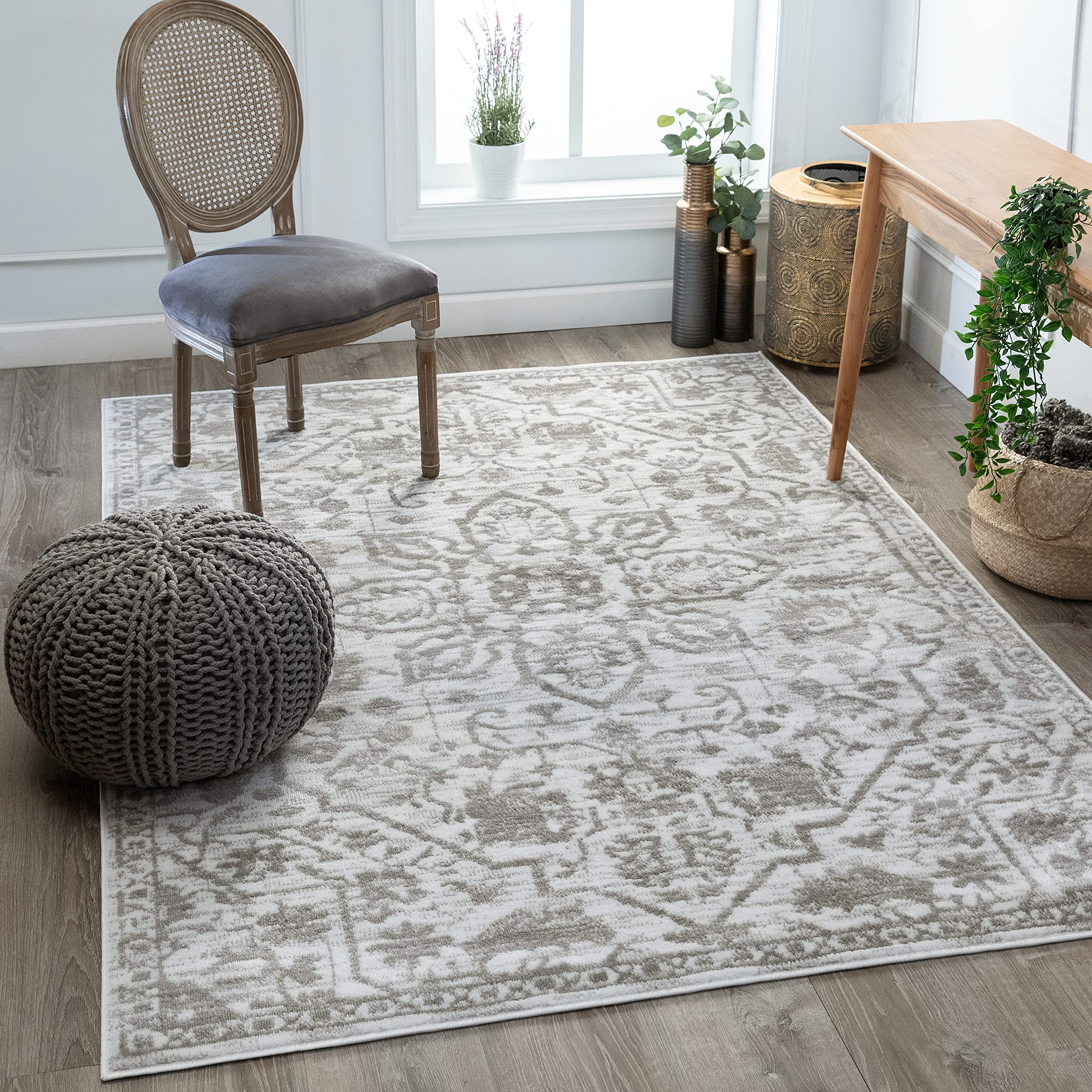 Well Woven Della Cream Vintage Medallion Pattern Area Rug 9x13 (93 x 126)