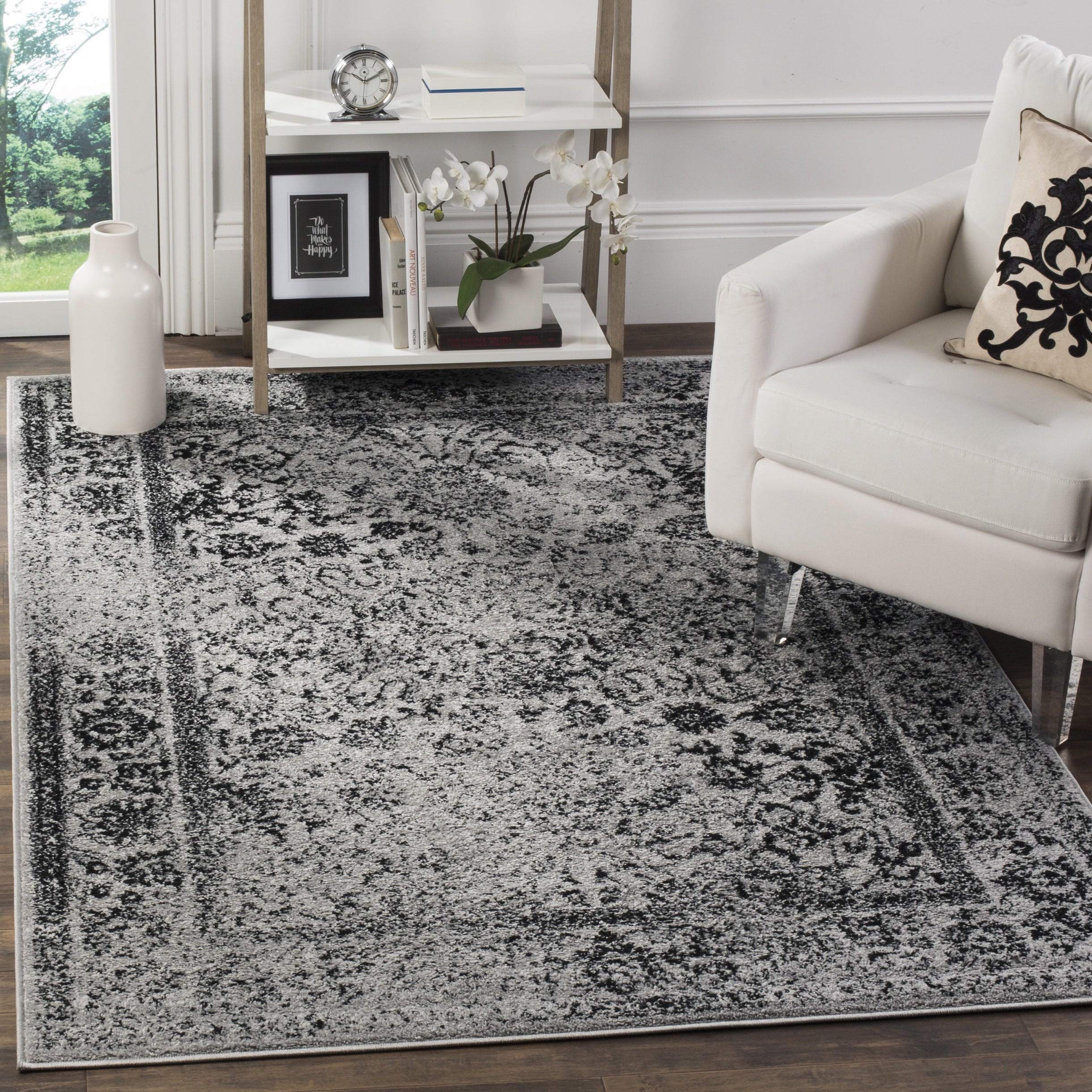 SAFAVIEH Adirondack Collection X-Large Area Rug - 11 x 15, Grey & Black, Oriental Distressed Design, Non-Shedding & Easy Care,