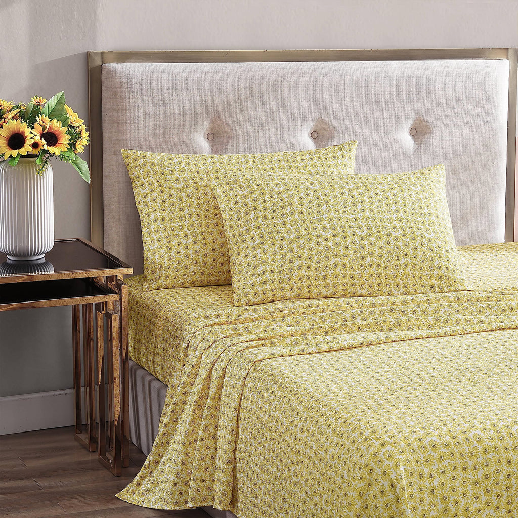 Betsey Johnson - Queen Bed Sheets, Soft & Lightweight Bedding, Fade & Wrinkle Resistant (Sunflower Field Yellow, Queen)