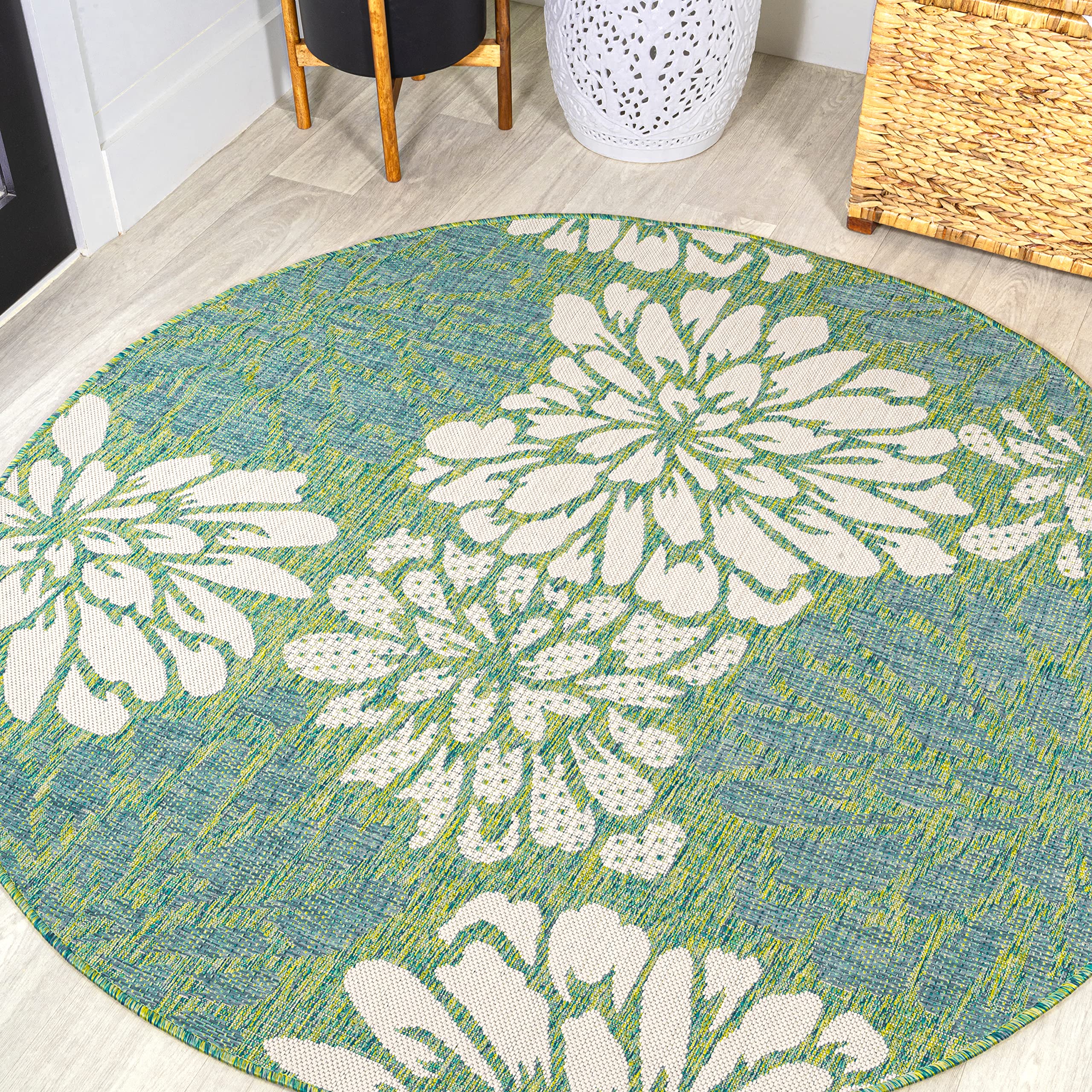 Jonathan Y Smb110D-5R Zinnia Modern Floral Textured Weave Indoor Outdoor Area Rug, Country Coastal Contemporary Easy Cleaning,Bedroom,Kitchen,Backyard,Patio,Non Shedding, Cream/Green, 5' Round