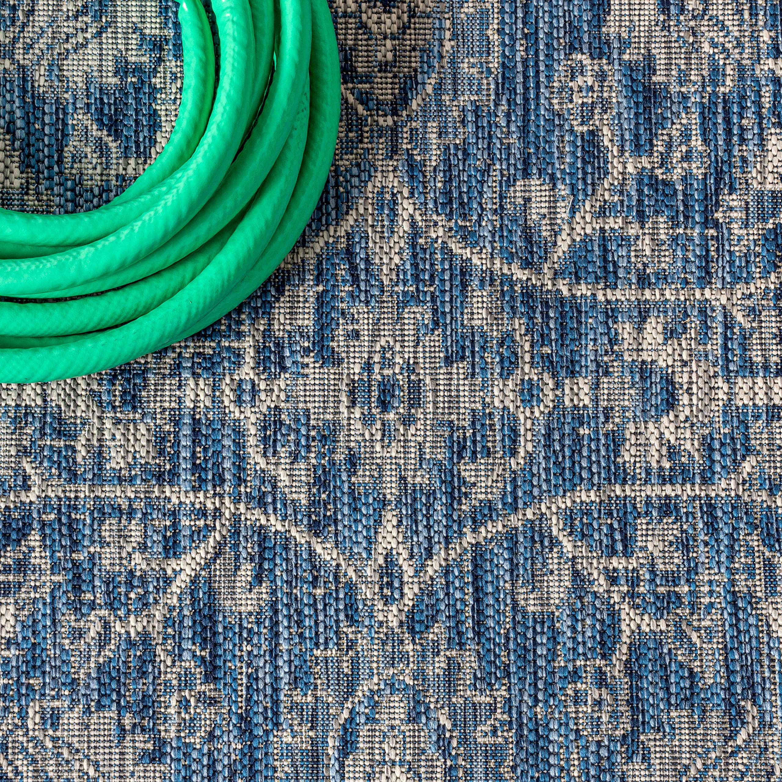 Jonathan Y Smb103A-5R Palazzo Vine And Border Textured Weave Indoor Outdoor Area-Rug Coastal Bohemian Rustic Glam Easy-Cleaning Bedroom Kitchen Backyard Patio Non Shedding, 5' Round, Navy/Gray