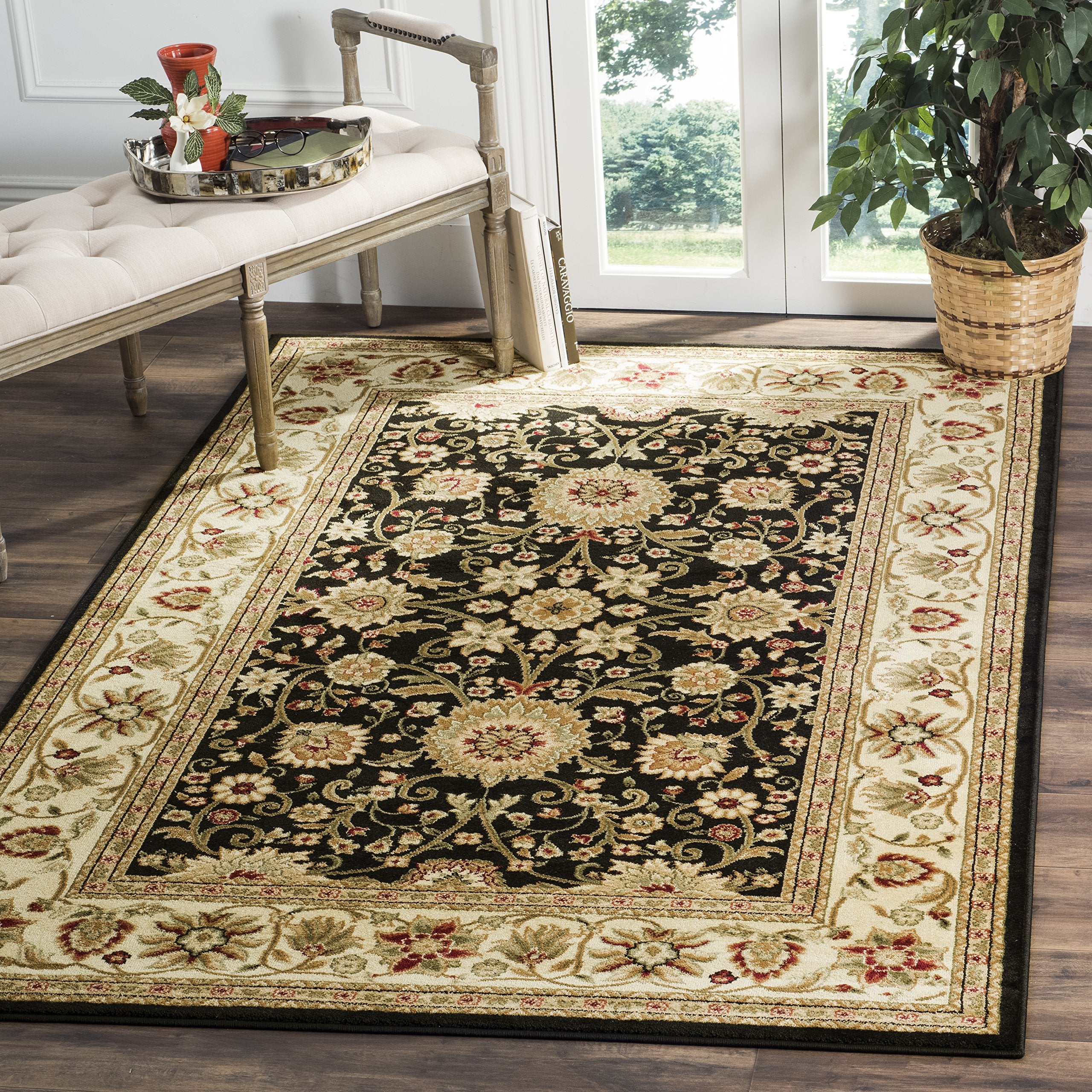 SAFAVIEH Lyndhurst Collection 33 Square Black/Ivory LNH212A Traditional Oriental Non-Shedding Living Room Bedroom Accent Rug