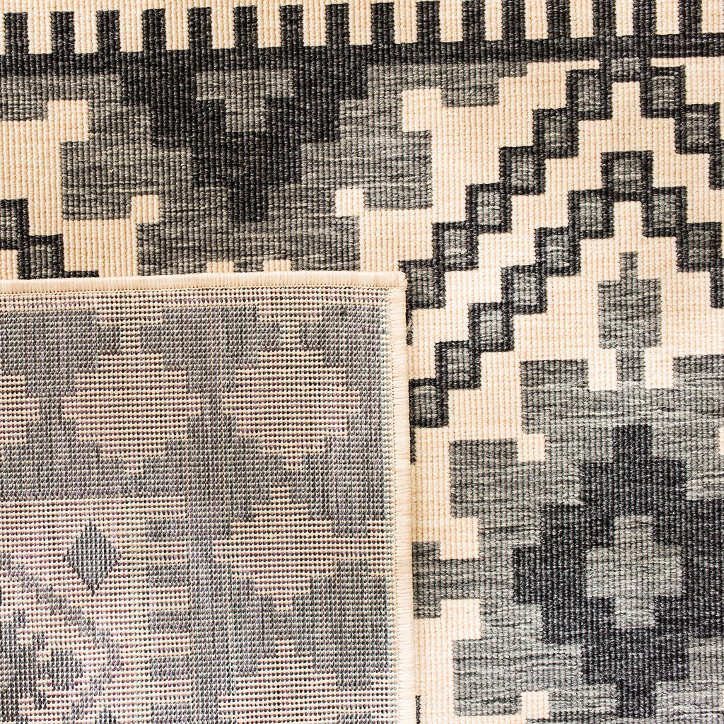 Safavieh Veranda Collection Accent Rug - 4' X 5'7', Ivory & Slate, Boho Design, Non-Shedding & Easy Care, Indoor/Outdoor & Wash