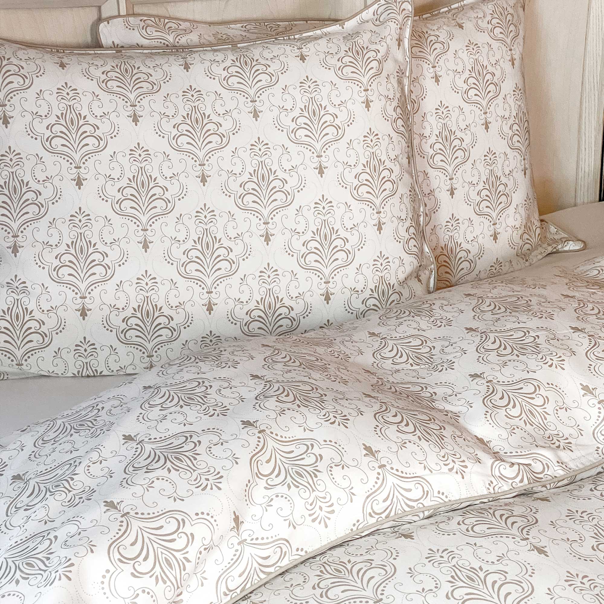 Cooling Bamboo Duvet Cover Set - 100% Viscose from Bamboo - 3pc- Damask