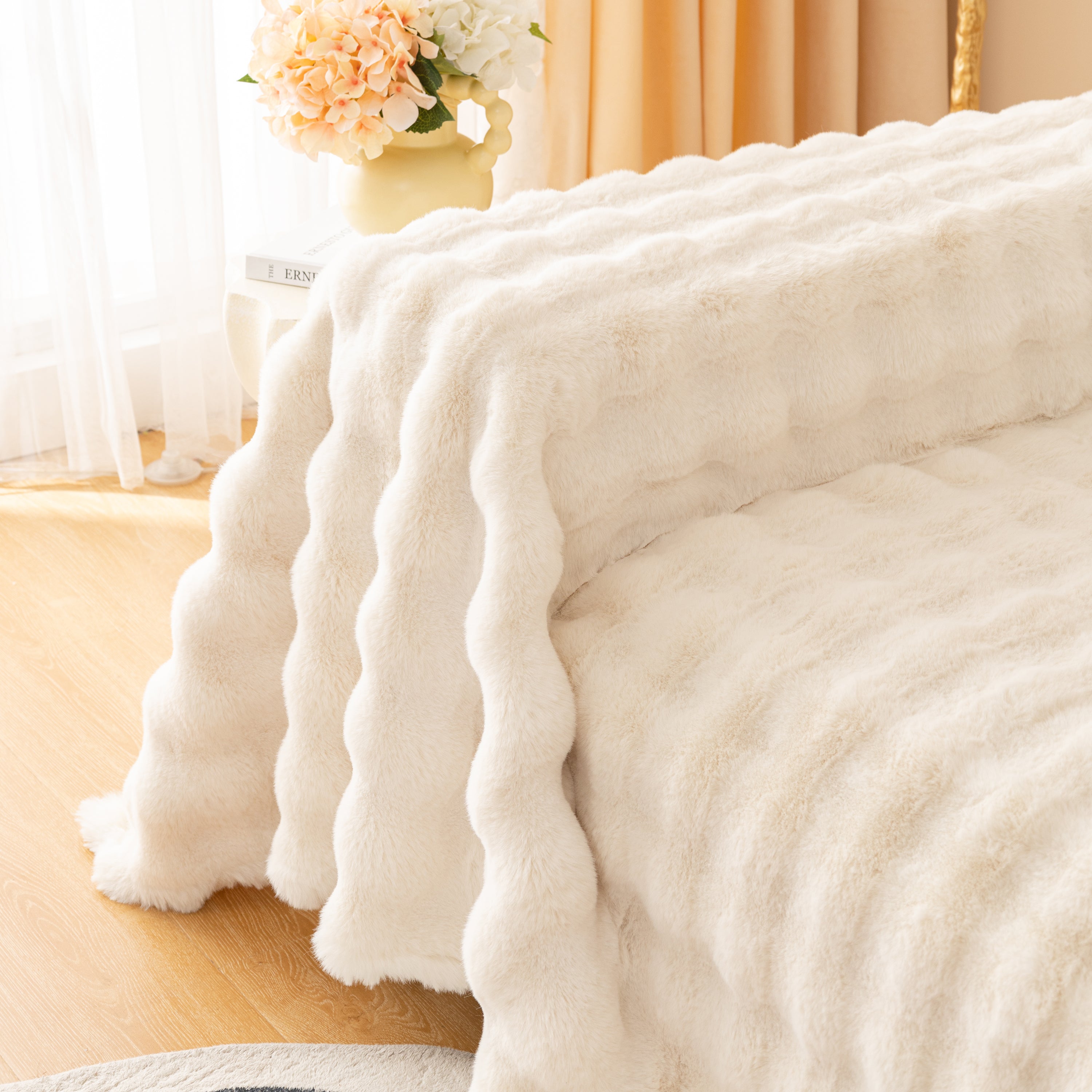 Super Soft Fluffy Faux Rabbit Fur Sofa Throw Blanket, Couch Cover Blanket for Couches Living Room Furniture Throw