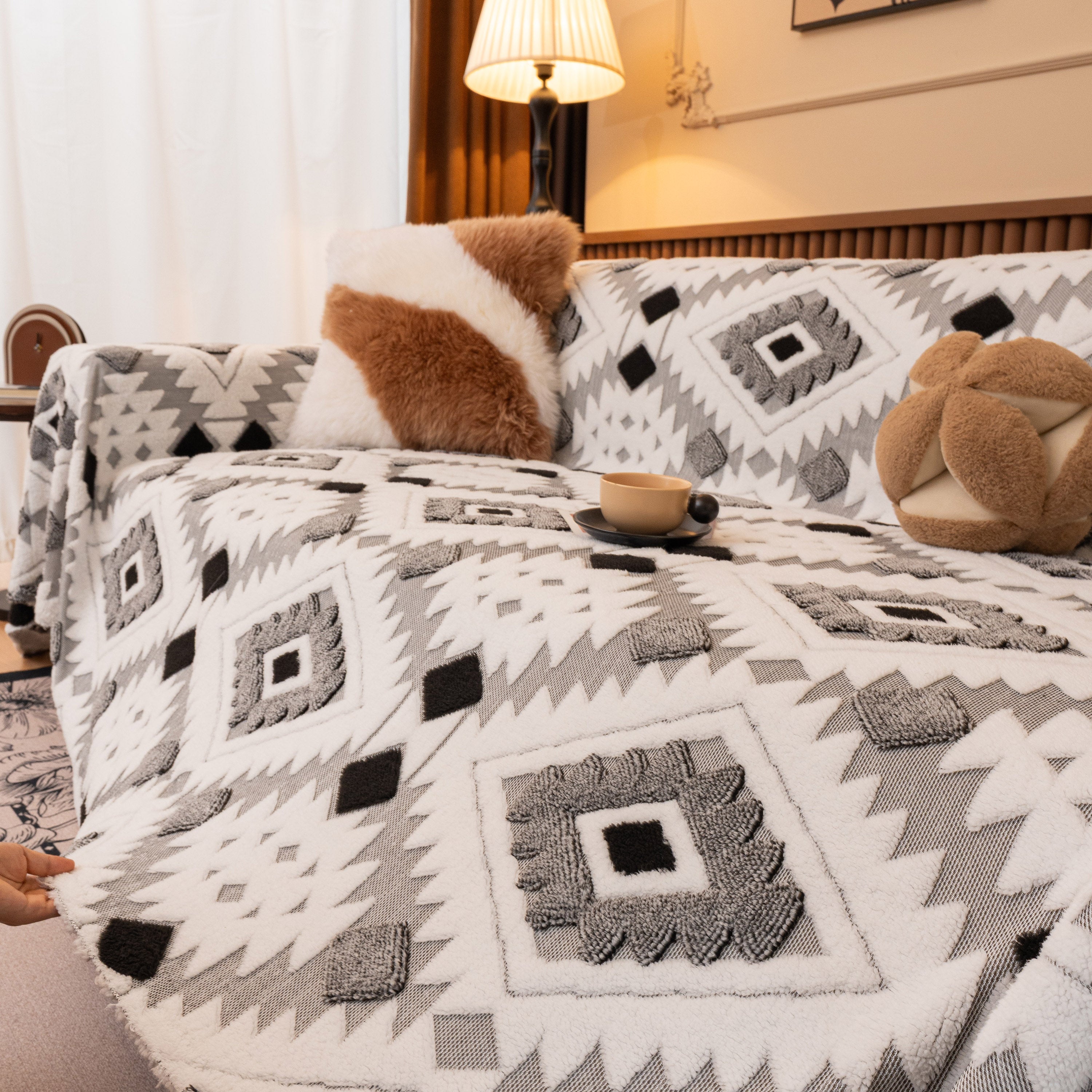 Bohemian Tufted Sofa Cover, Soft Sherpa Fleece Throw Blanket with 3D Aztec Geometric