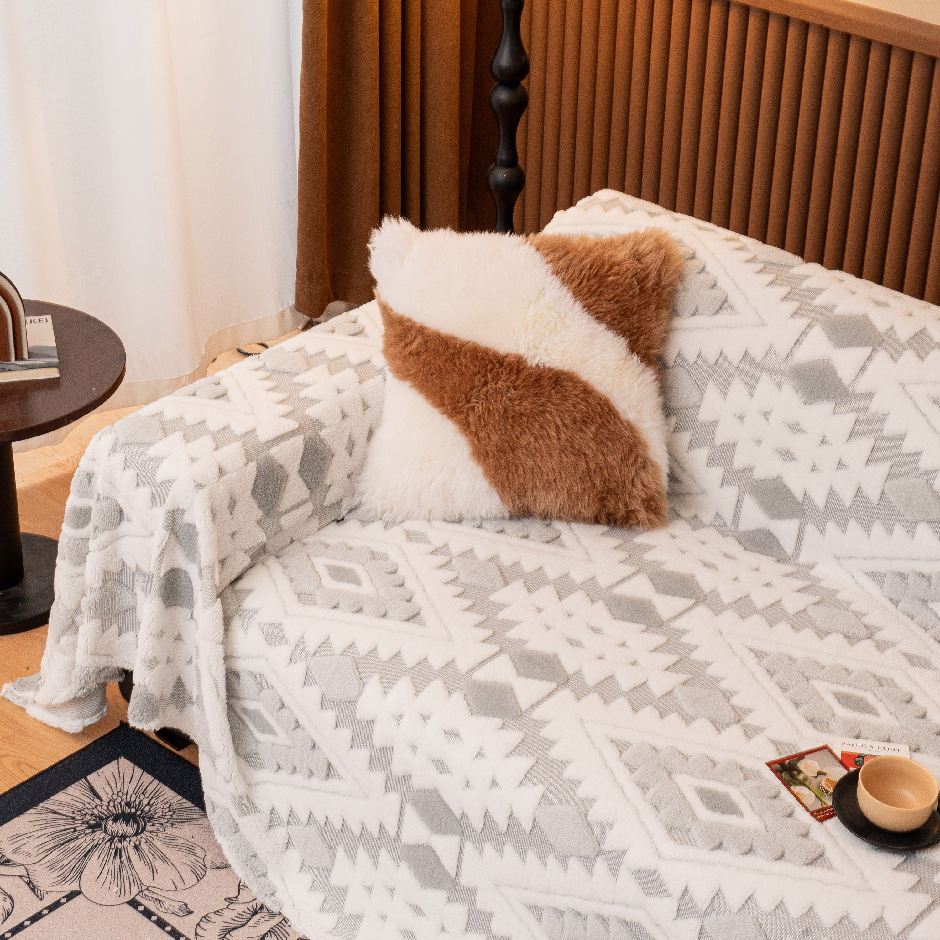 Bohemian Tufted Sofa Cover, Soft Sherpa Fleece Throw Blanket with 3D Aztec Geometric
