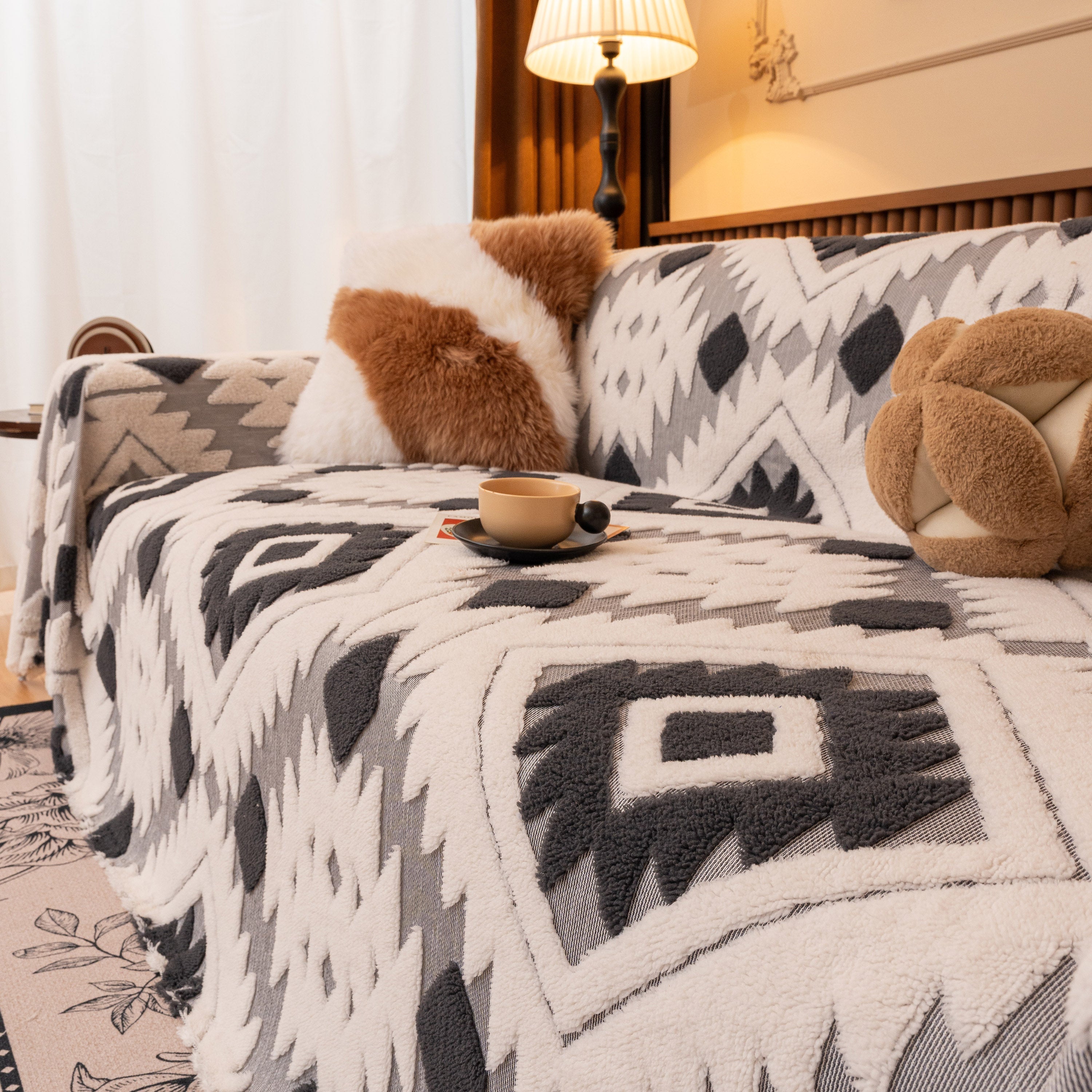 Bohemian Tufted Sofa Cover, Soft Sherpa Fleece Throw Blanket with 3D Aztec Geometric