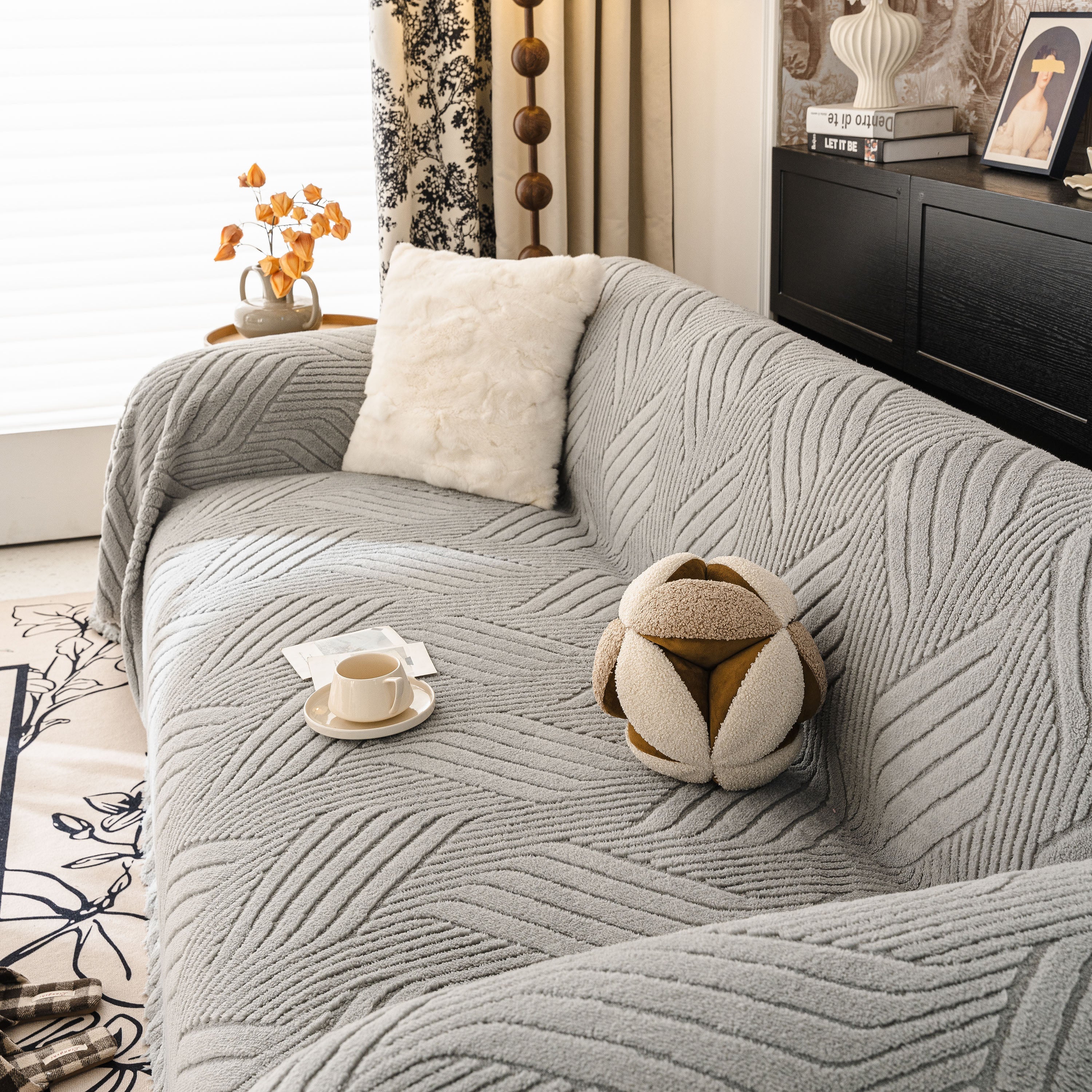 Plush Fleece Washable Sofa Throw Blanket, Soft & Cozy Furniture Protector for Couch