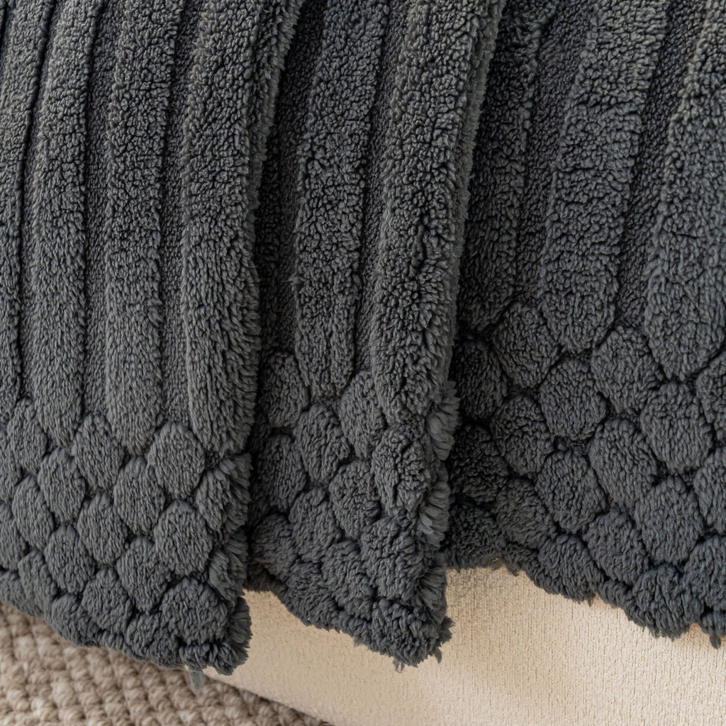 Boho 3D Geometric Throw Blanket for Couch, Luxurious Velvety Plush Fleece Sofa Cover