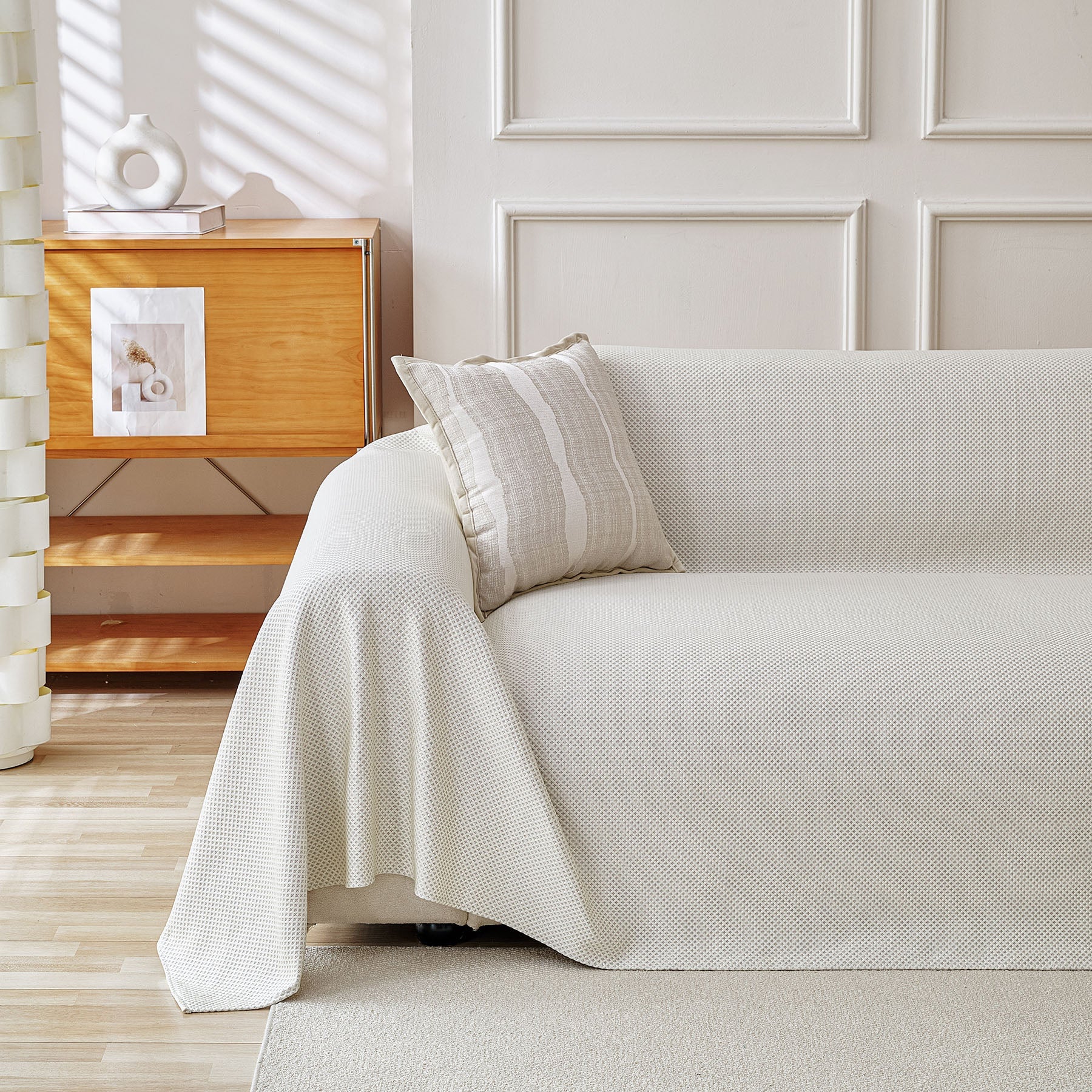 Cooling Ice Silk Knit Couch Cover, Breathable Pet Friendly Soft Throw Cover for Sofas