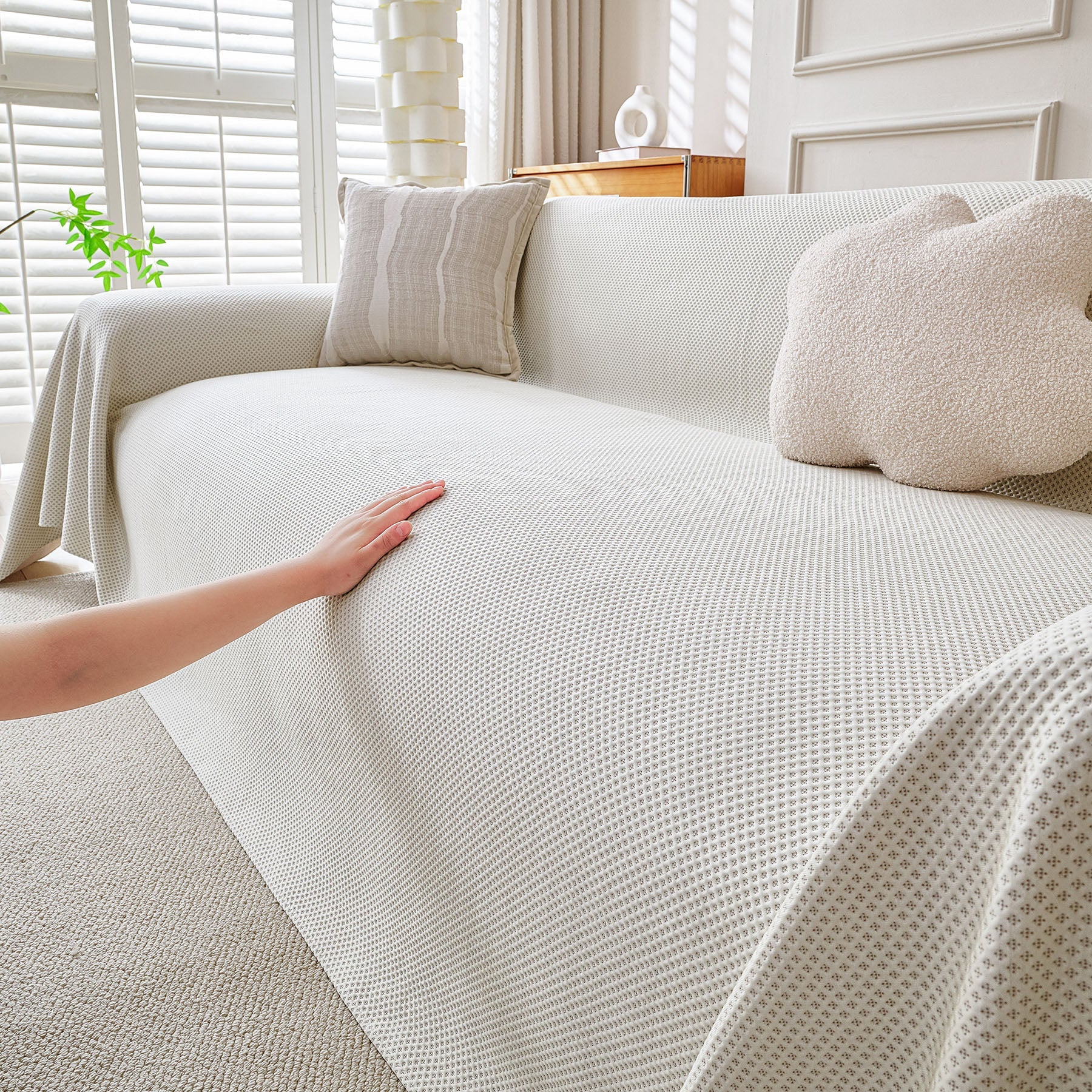 Cooling Ice Silk Knit Couch Cover, Breathable Pet Friendly Soft Throw Cover for Sofas