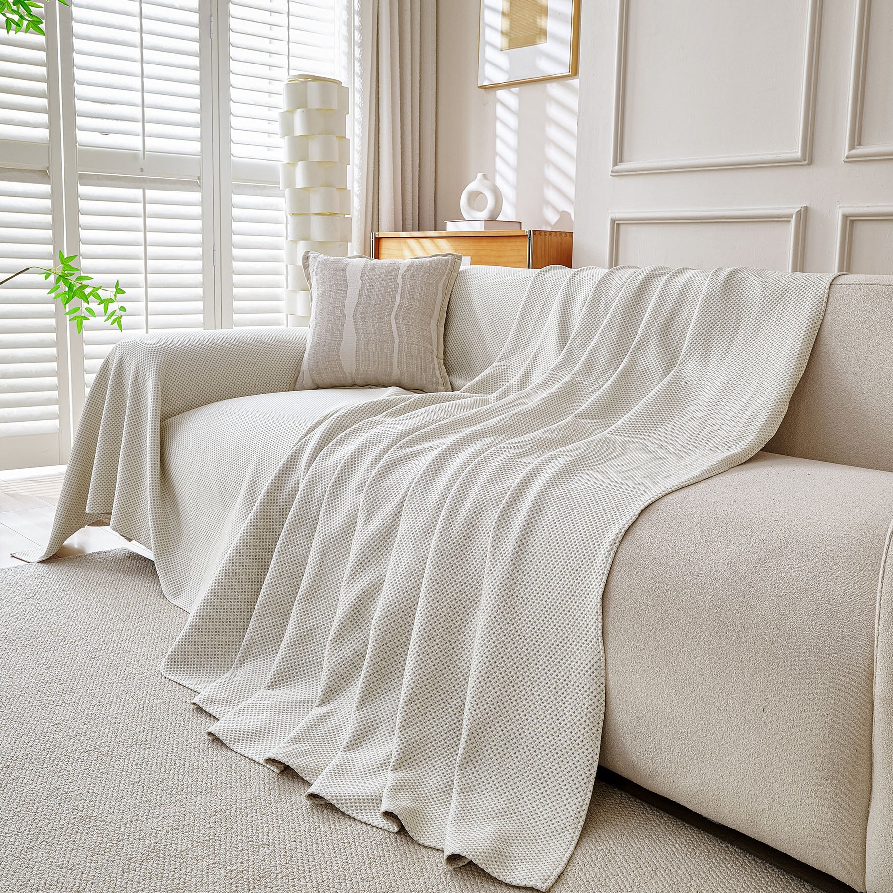 Cooling Ice Silk Knit Couch Cover, Breathable Pet Friendly Soft Throw Cover for Sofas