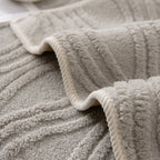 Winter Thickened Non-slip Blanket, Three-Dimensional Embossed Cotton Velvet Sofa Cover