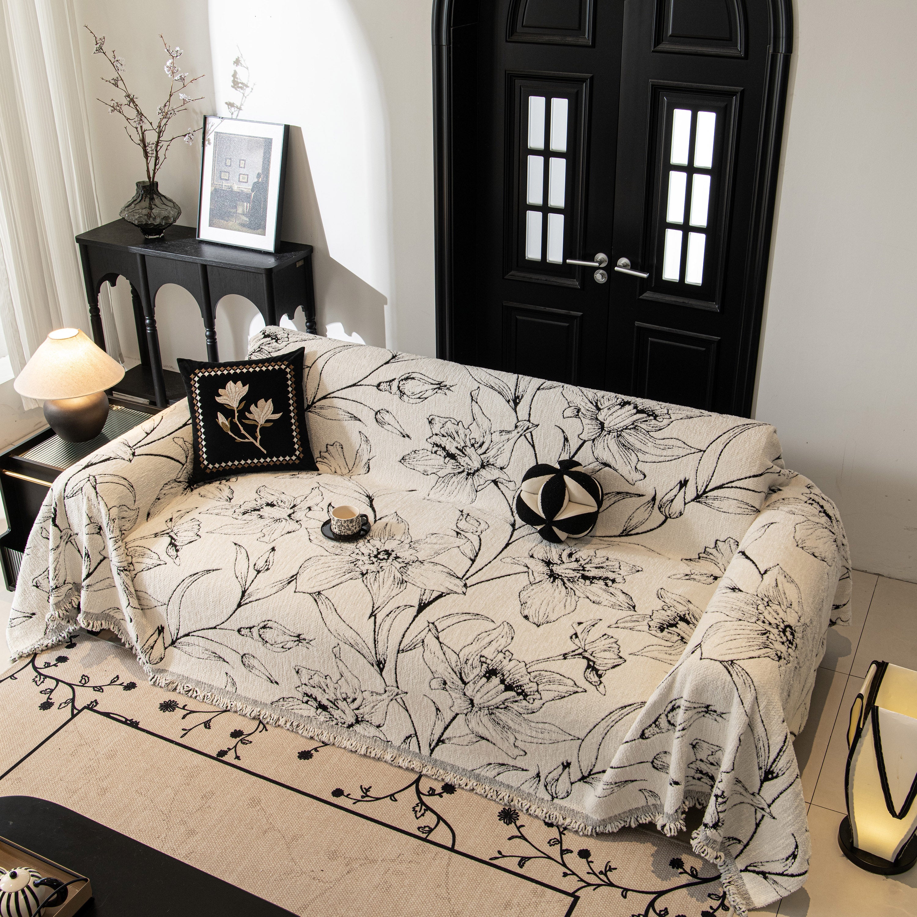 Large Floral Sofa Cover Throw Blanket, Plush Jacquard Non-Shedding Couch Cover for Pets