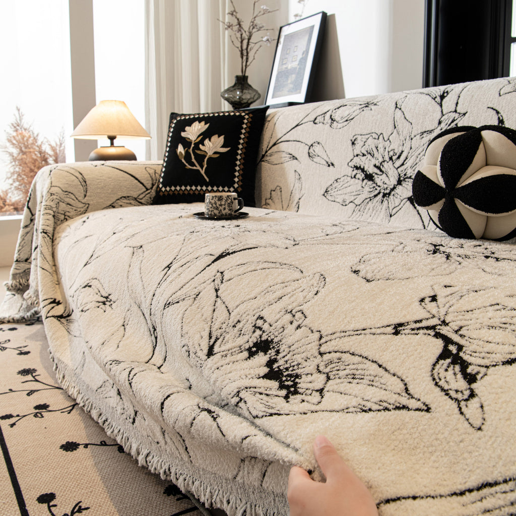 Large Floral Sofa Cover Throw Blanket, Plush Jacquard Non-Shedding Couch Cover for Pets