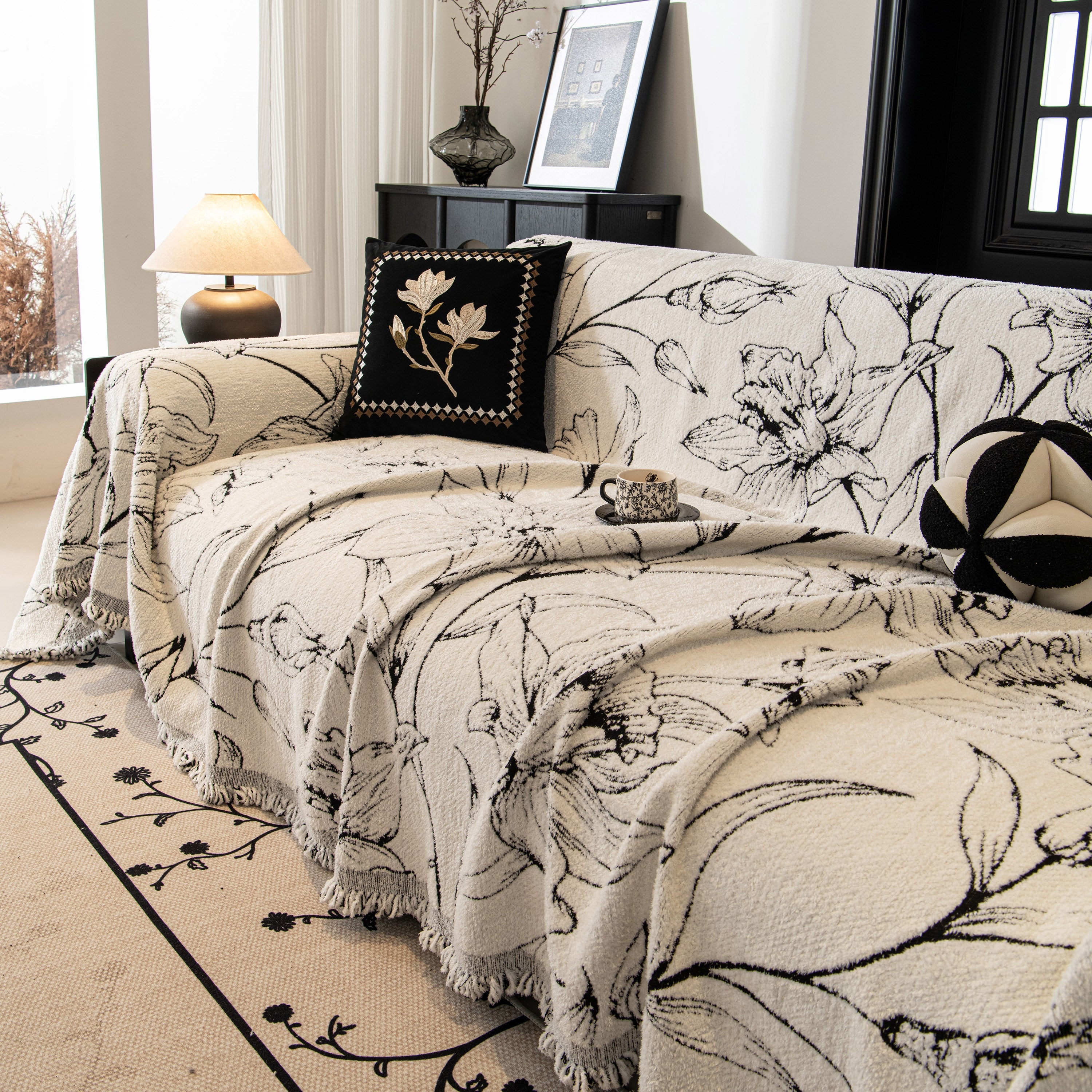 Large Floral Sofa Cover Throw Blanket, Plush Jacquard Non-Shedding Couch Cover for Pets