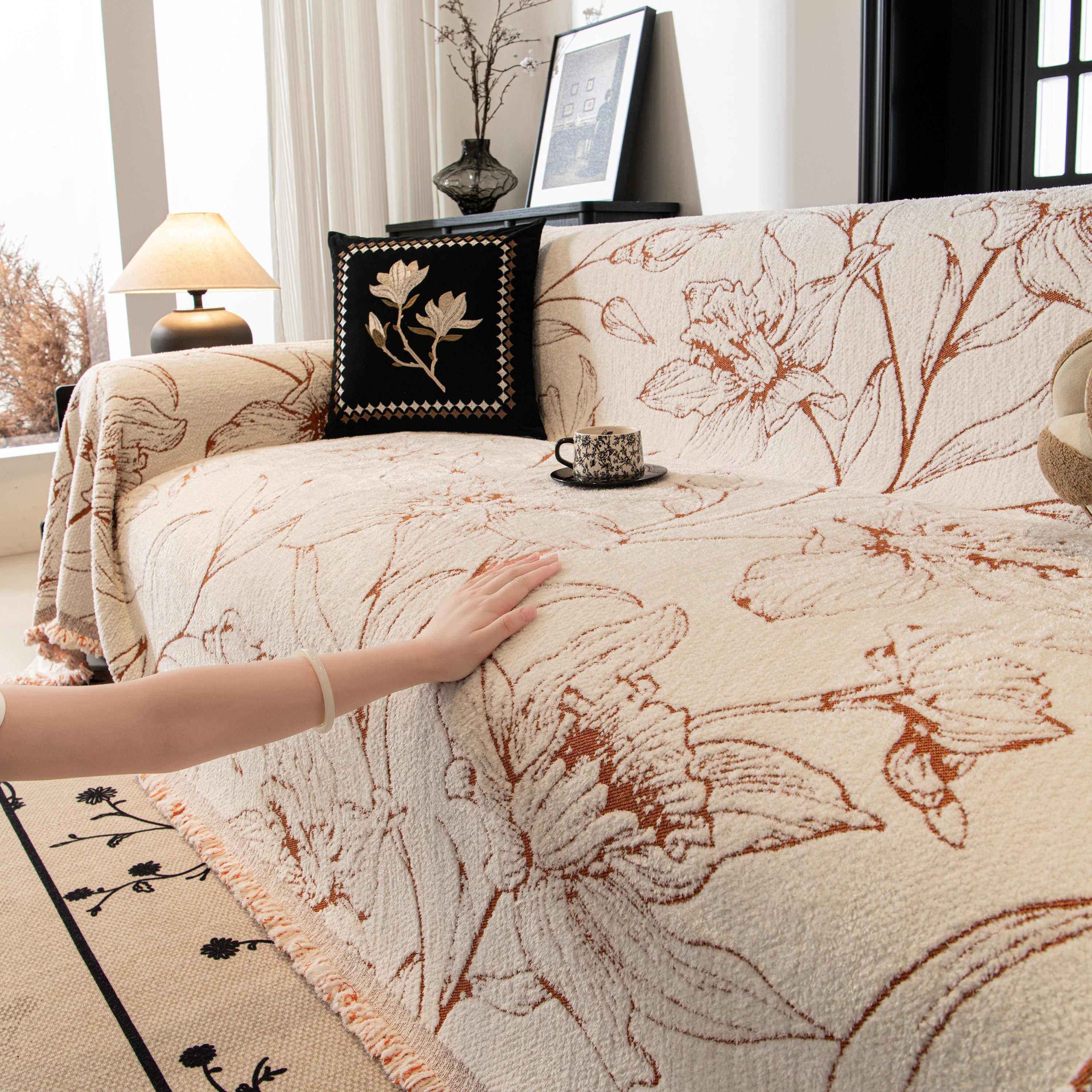 Large Floral Sofa Cover Throw Blanket, Plush Jacquard Non-Shedding Couch Cover for Pets