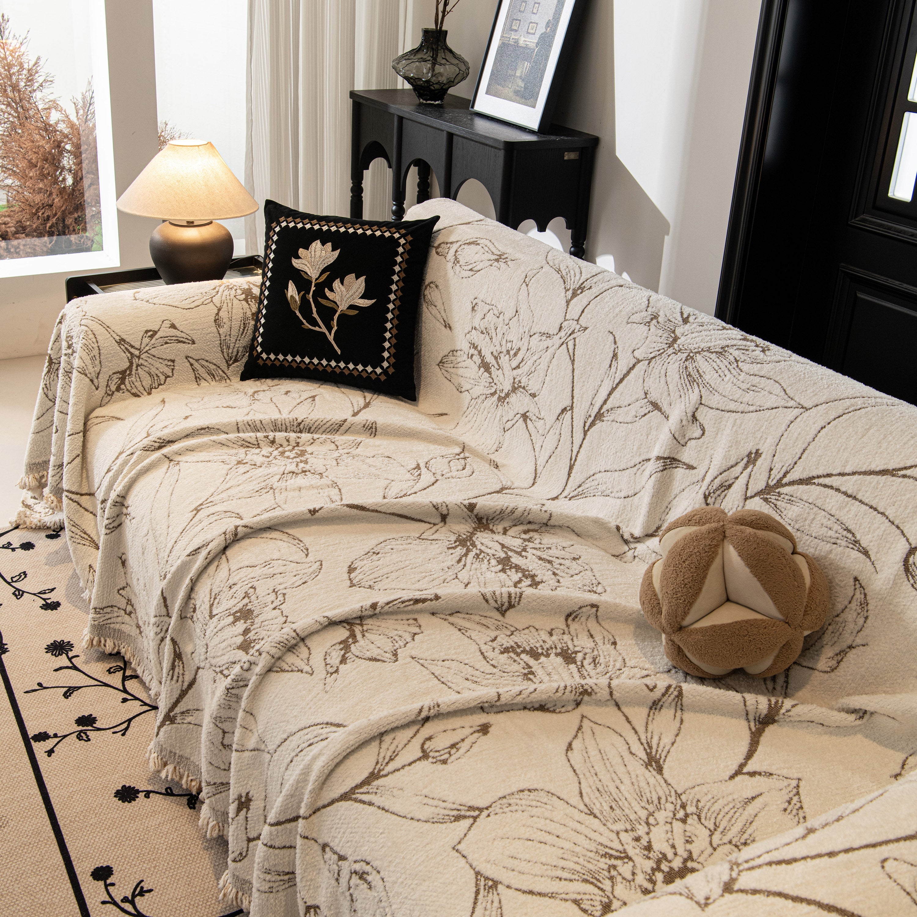 Large Floral Sofa Cover Throw Blanket, Plush Jacquard Non-Shedding Couch Cover for Pets
