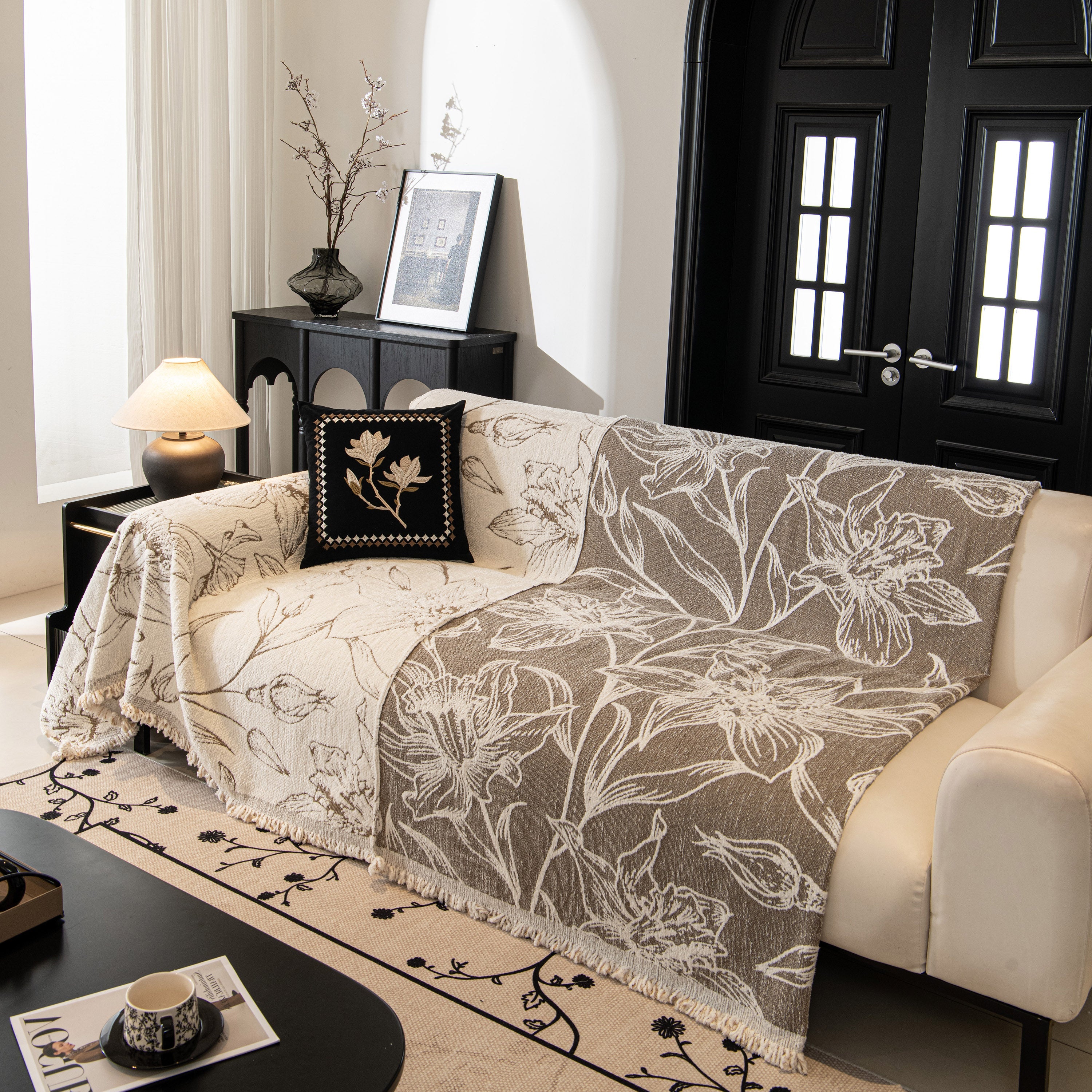 Large Floral Sofa Cover Throw Blanket, Plush Jacquard Non-Shedding Couch Cover for Pets