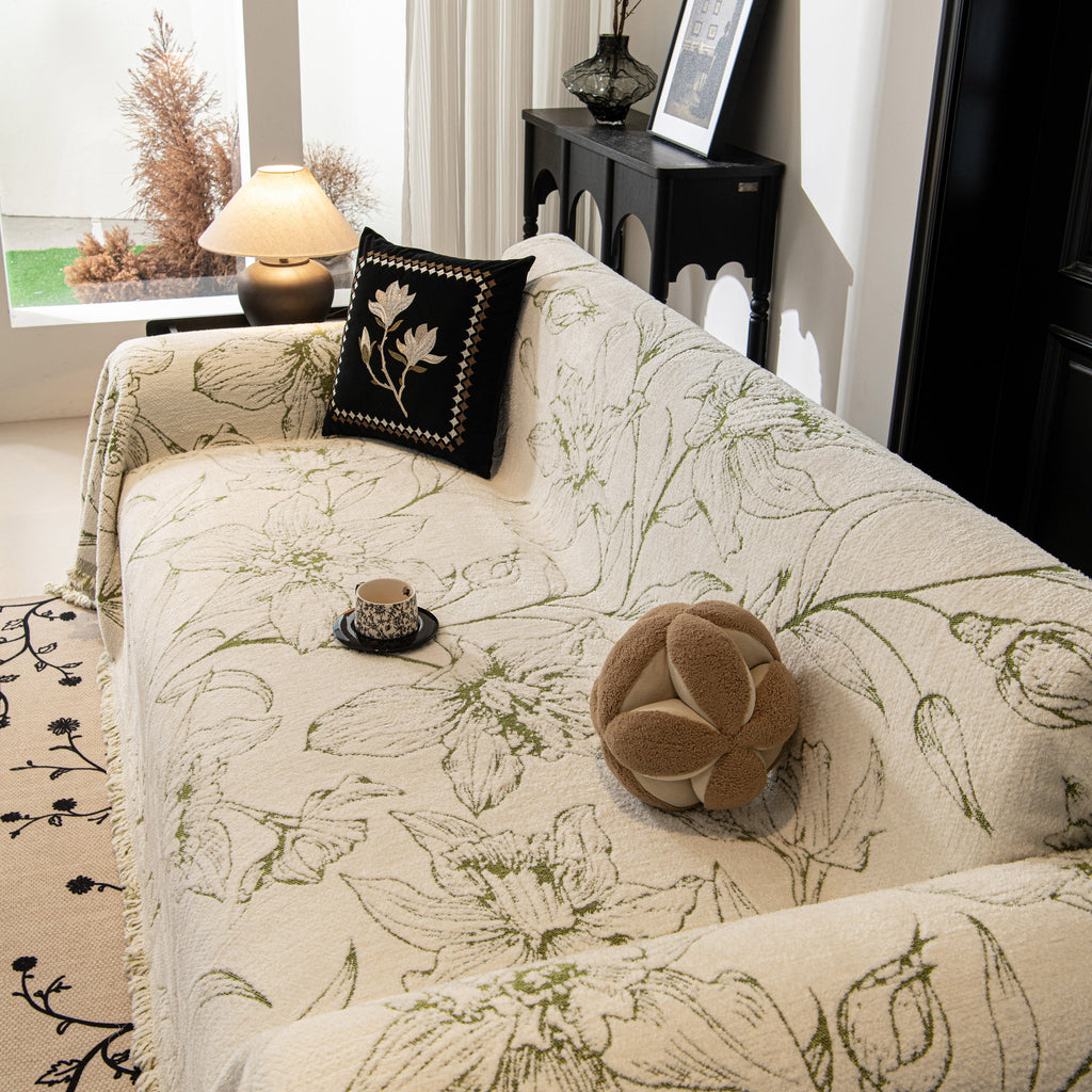 Large Floral Sofa Cover Throw Blanket, Plush Jacquard Non-Shedding Couch Cover for Pets