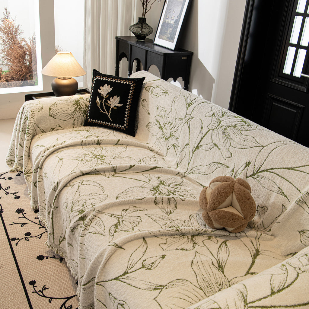 Large Floral Sofa Cover Throw Blanket, Plush Jacquard Non-Shedding Couch Cover for Pets