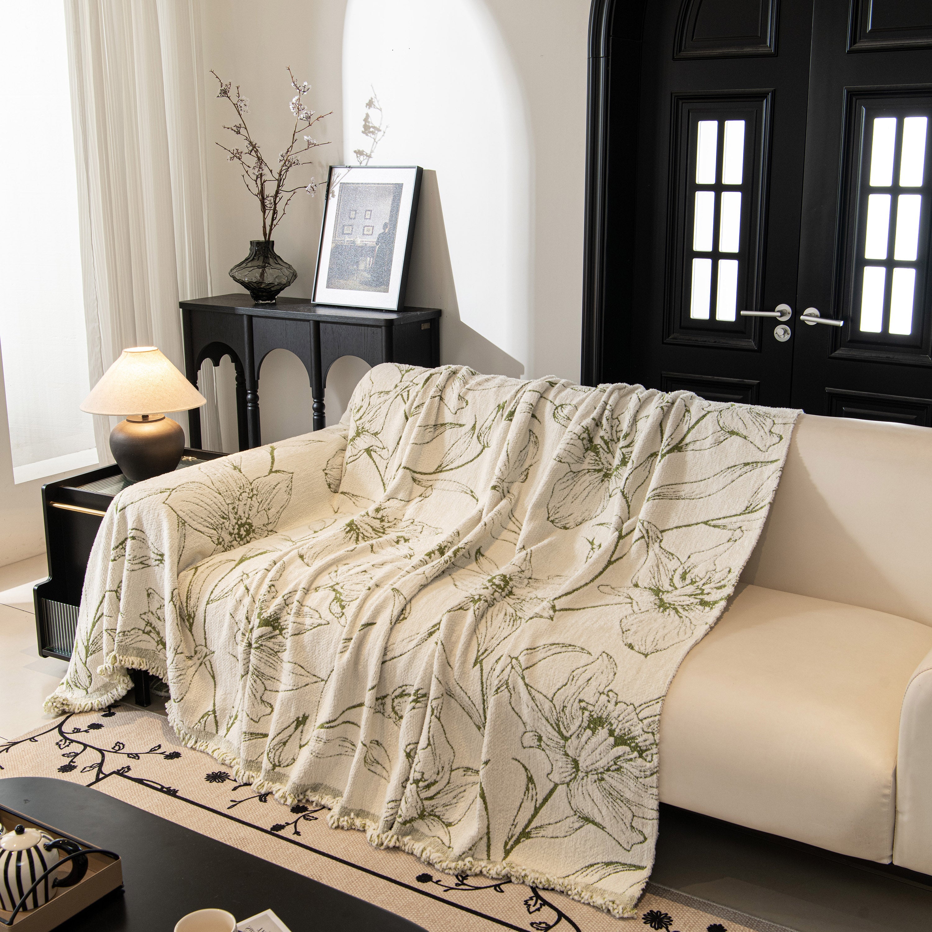 Large Floral Sofa Cover Throw Blanket, Plush Jacquard Non-Shedding Couch Cover for Pets