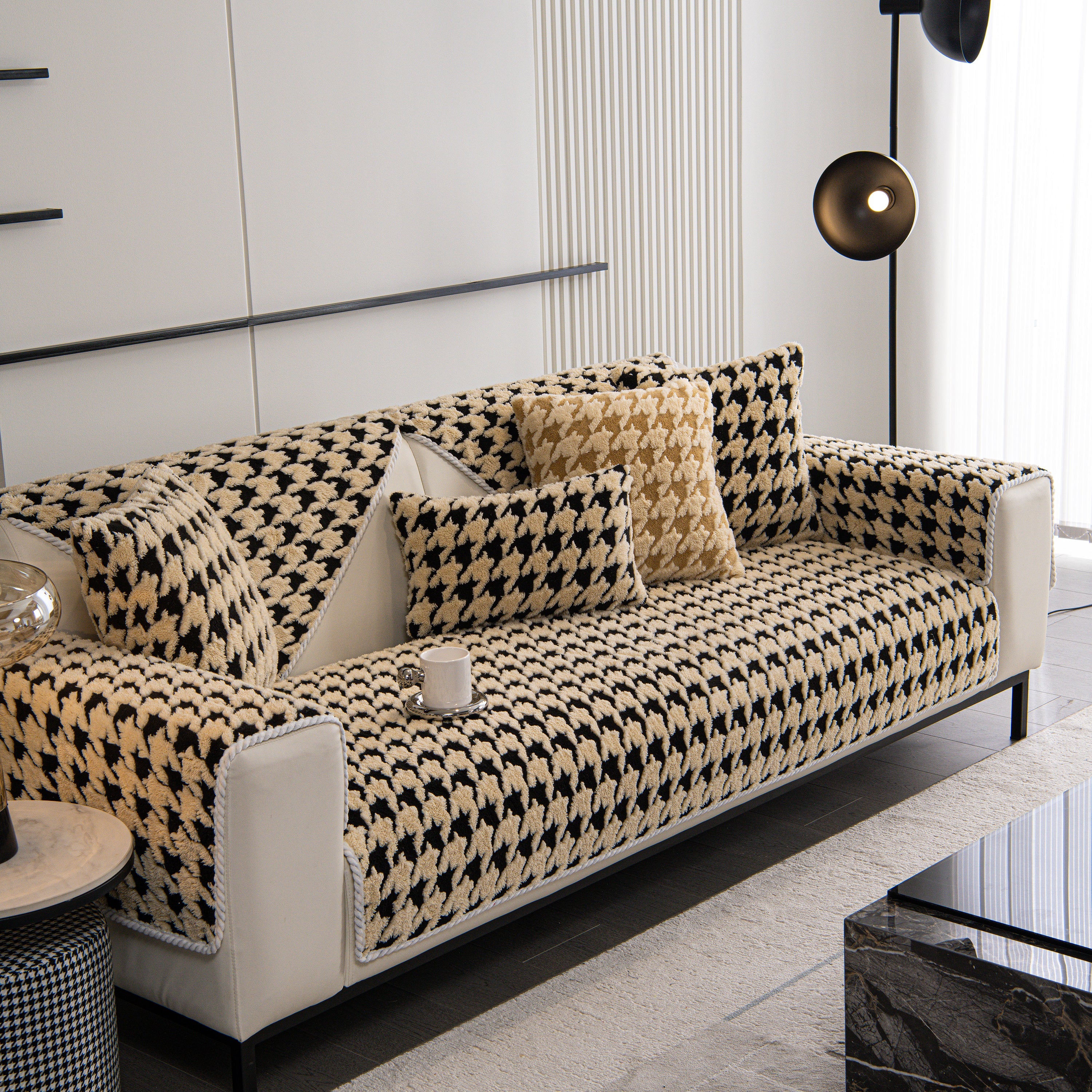 Winter Thickened Sherpa Fleece Houndstooth Sofa Cushion, Non-slip Sofa Cover with Plush