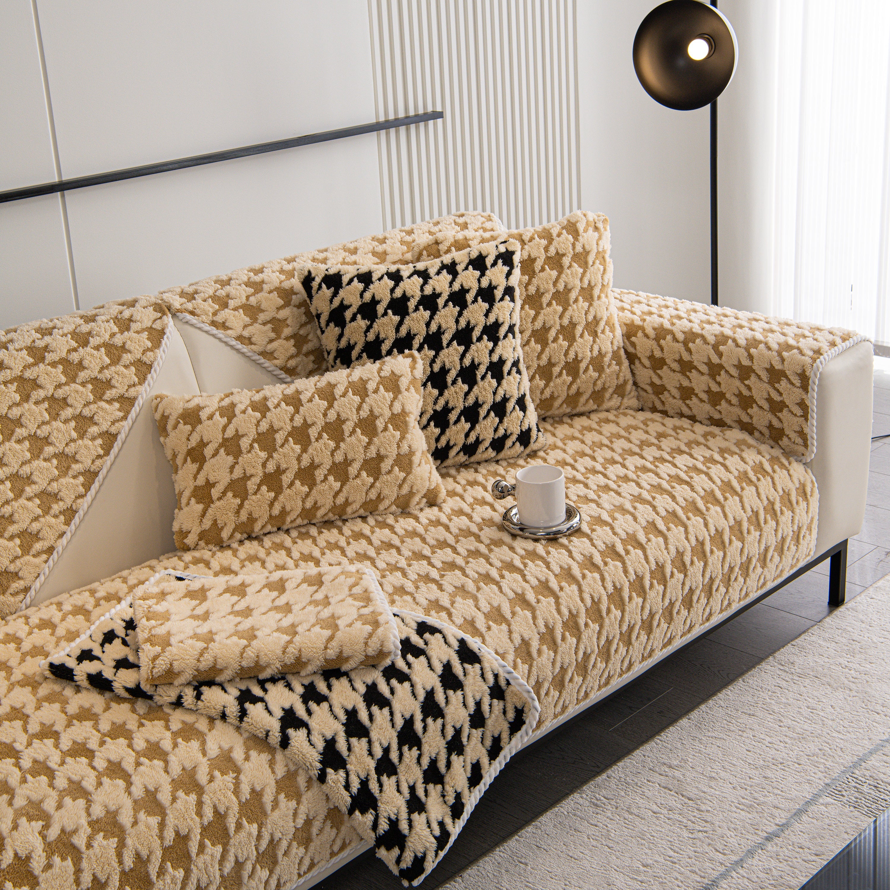 Winter Thickened Sherpa Fleece Houndstooth Sofa Cushion, Non-slip Sofa Cover with Plush
