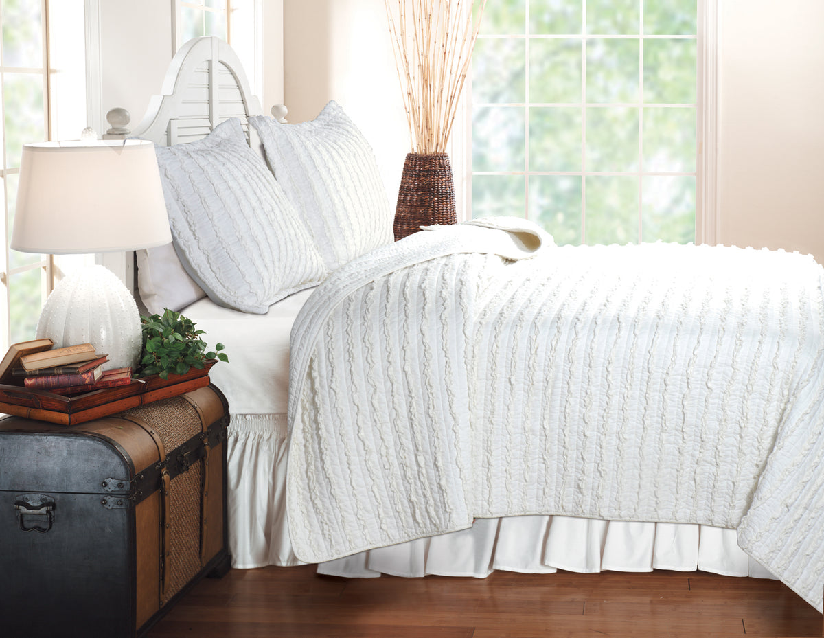 Ruffledwhitequilt Set, 3Piecefull/Queen, White
