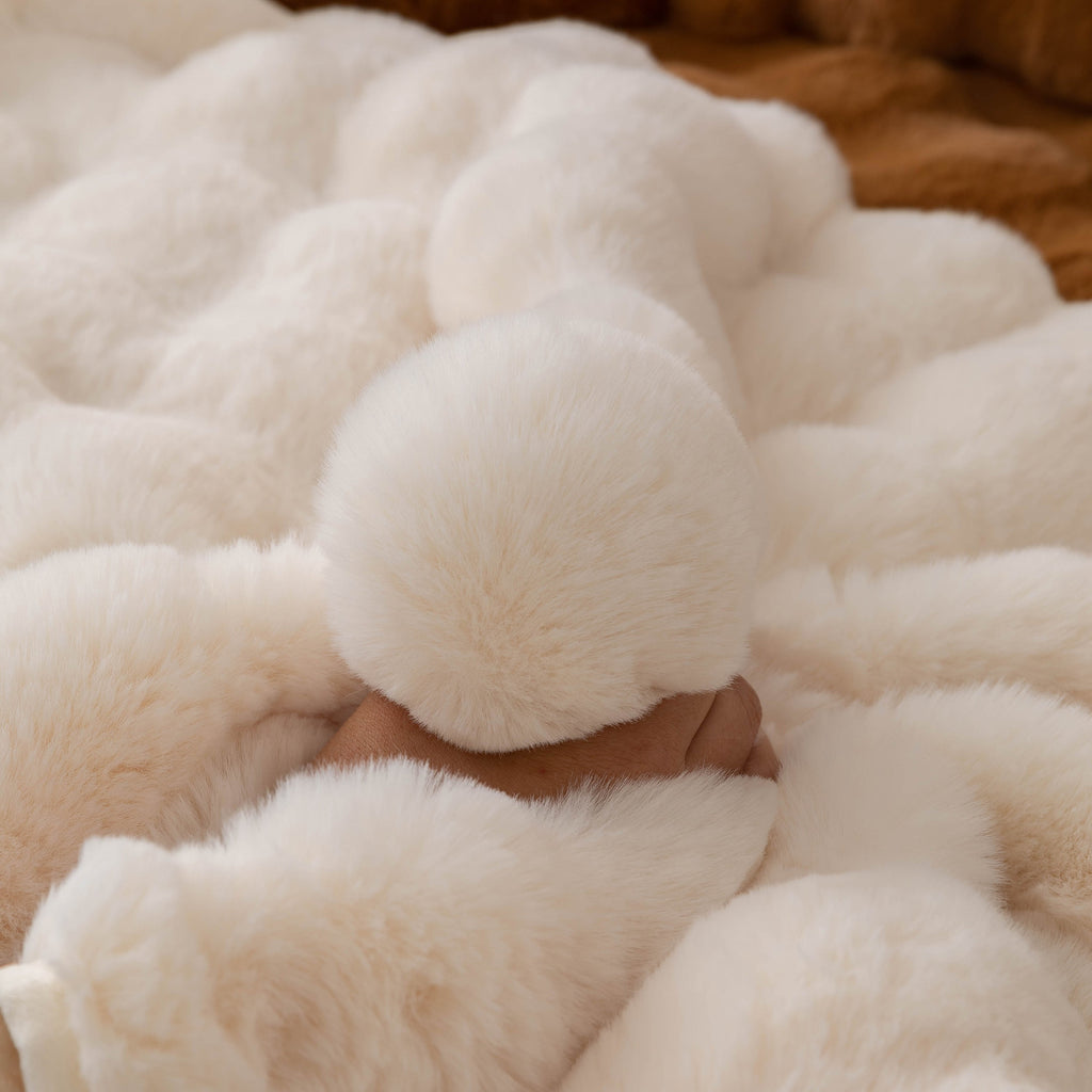 Thick Sofa Seat Pad Solid Color Faux Fur Fluffy Sofa Cushion Non-Slip Couch Covers