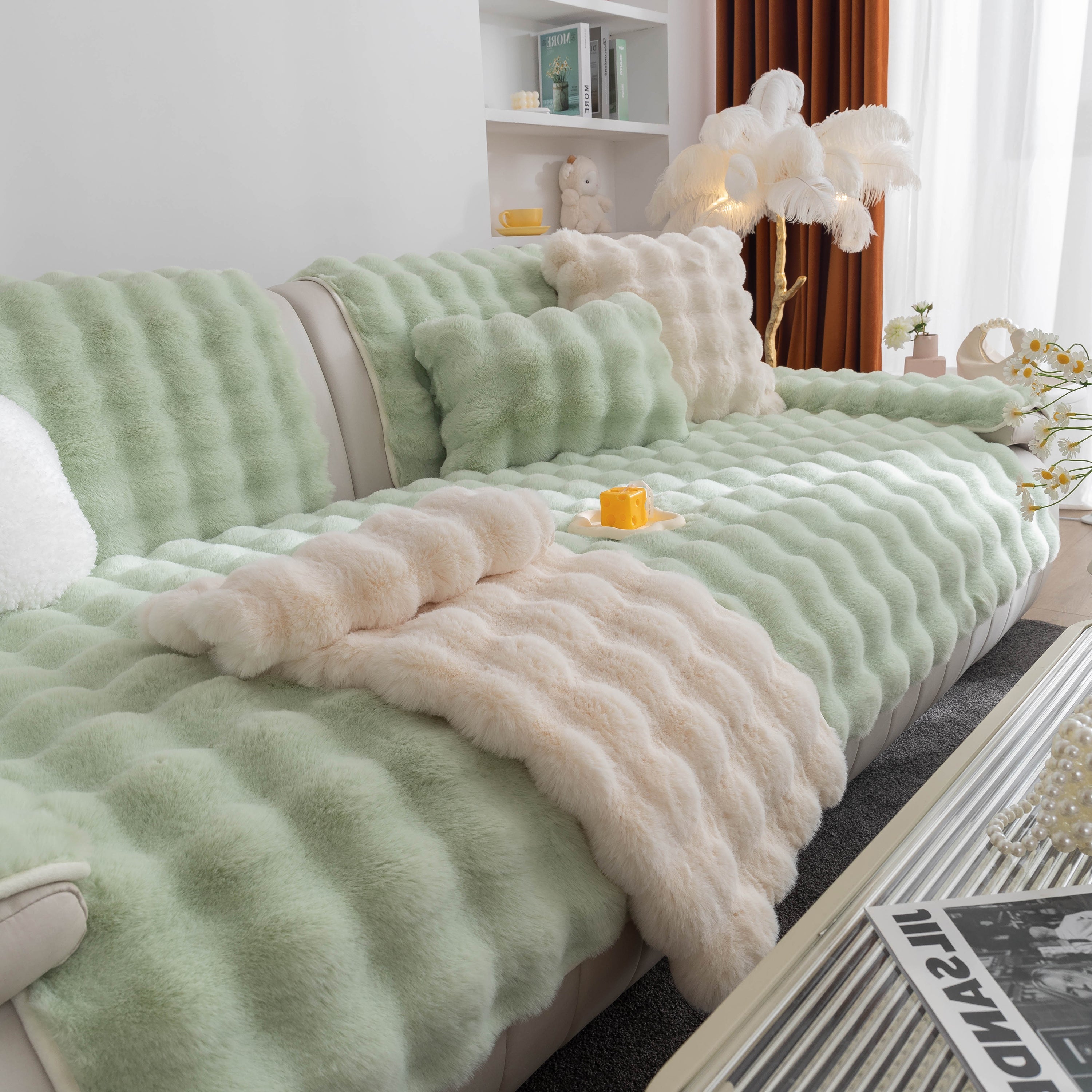 Thick Sofa Seat Pad Solid Color Faux Fur Fluffy Sofa Cushion Non-Slip Couch Covers