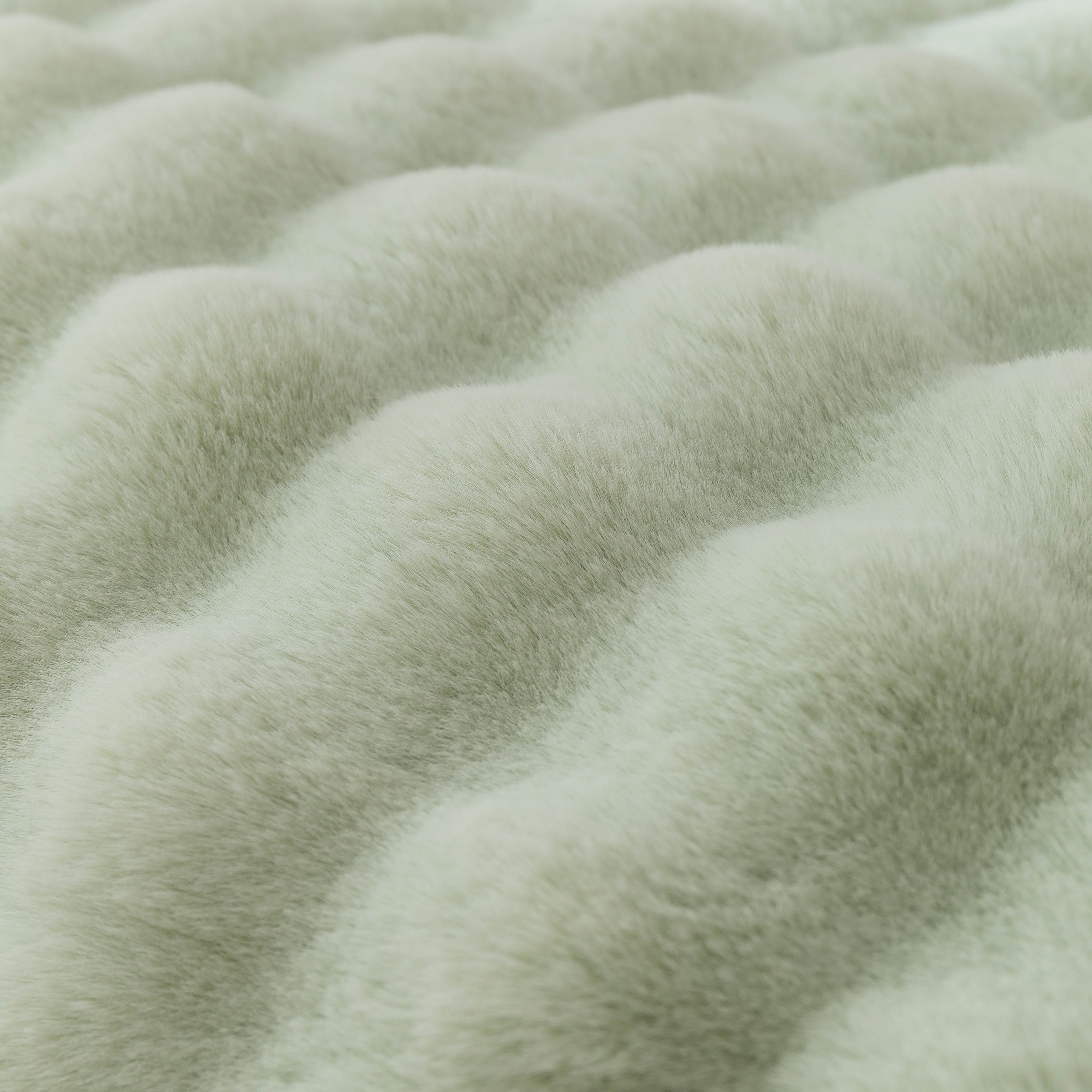Thick Sofa Seat Pad Solid Color Faux Fur Fluffy Sofa Cushion Non-Slip Couch Covers