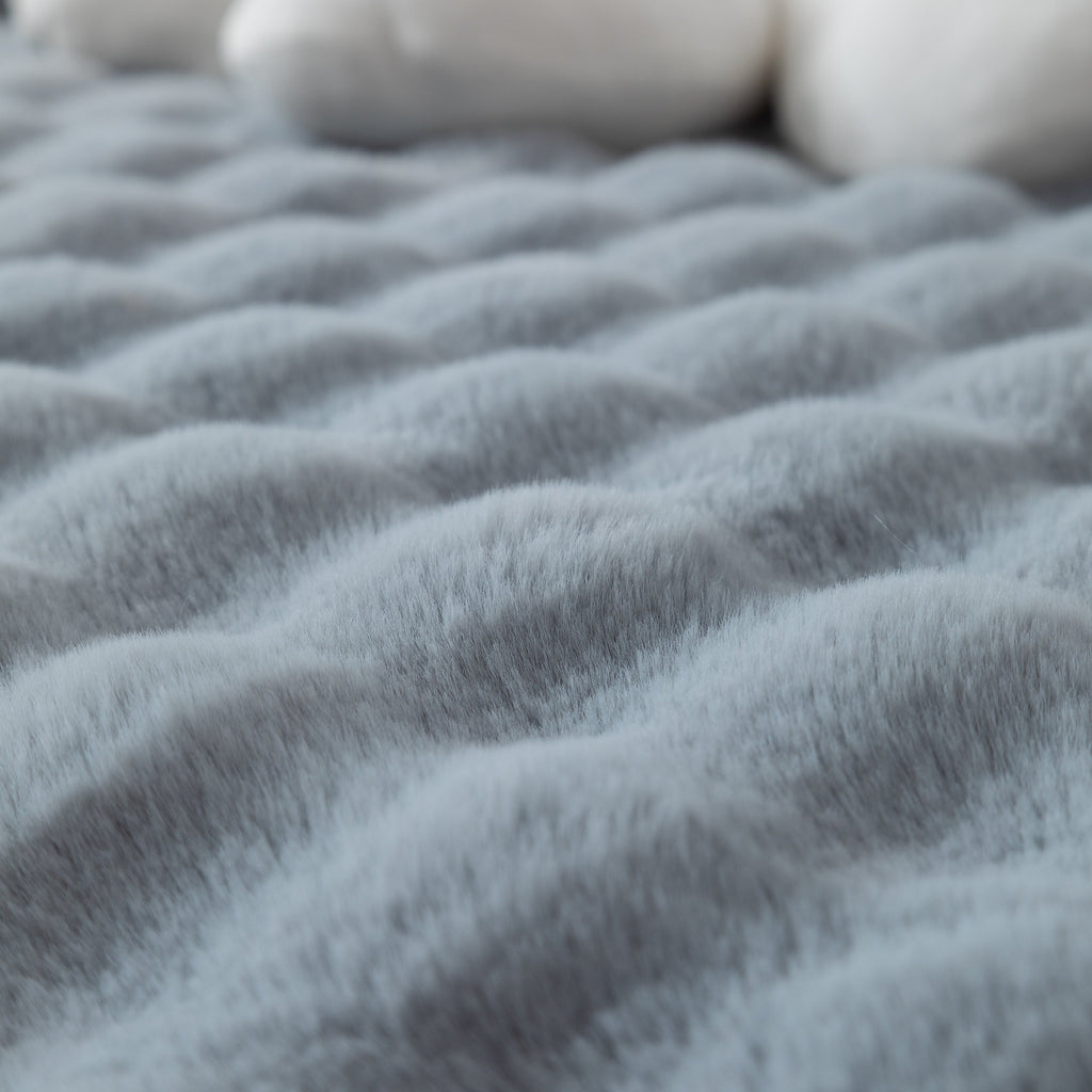 Thick Sofa Seat Pad Solid Color Faux Fur Fluffy Sofa Cushion Non-Slip Couch Covers
