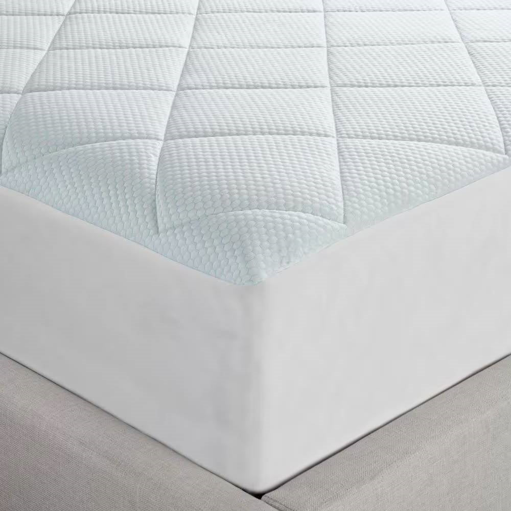 Twin size Washable Quilted Mattress Pad with Elastic Fitted Skirt