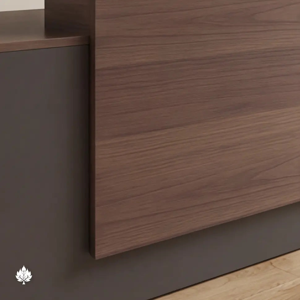 Taviel · Front Reception Desk