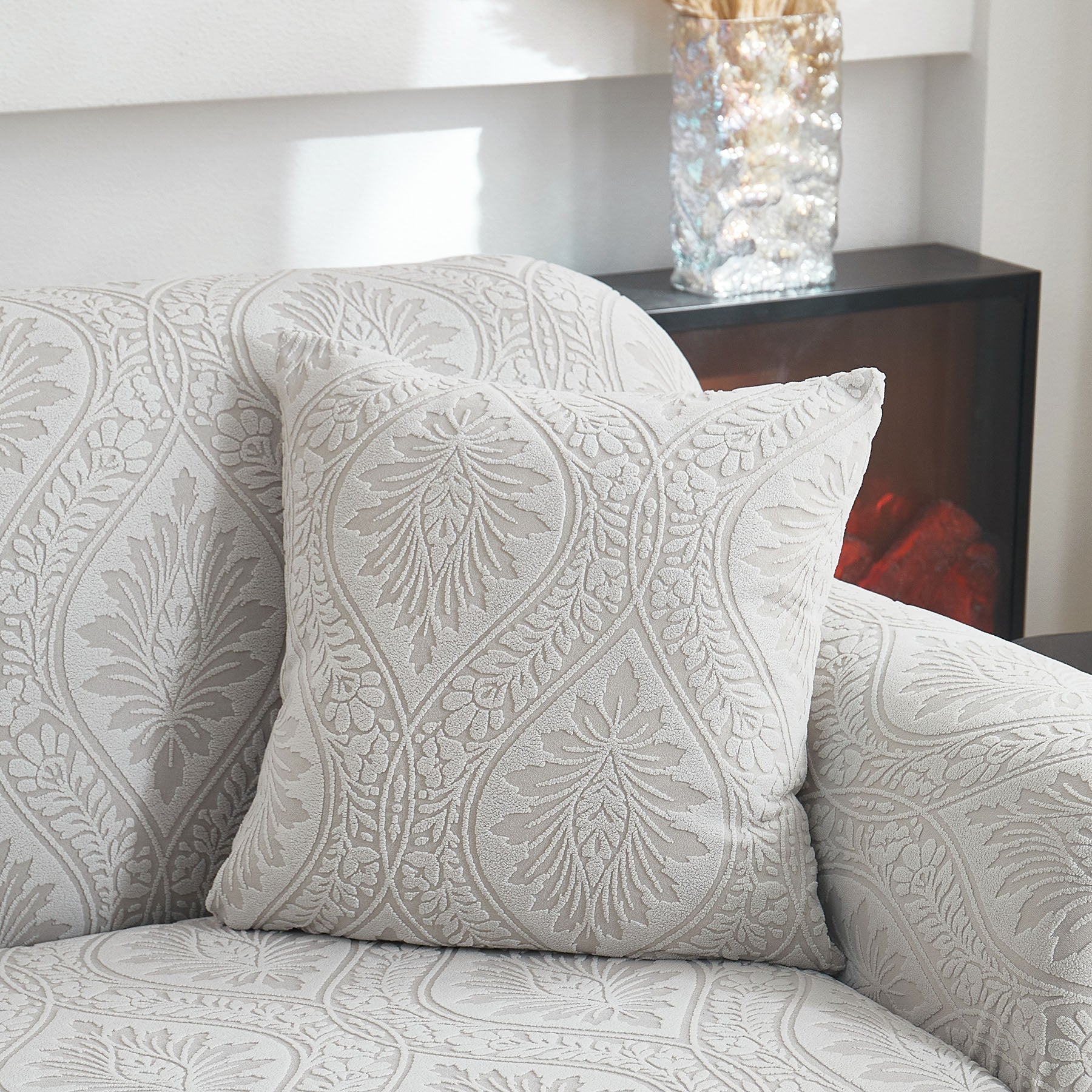 3D Baroque Floral Stretch Sofa Cover Elastic Polar Fleece Couch Slipcover with Straps