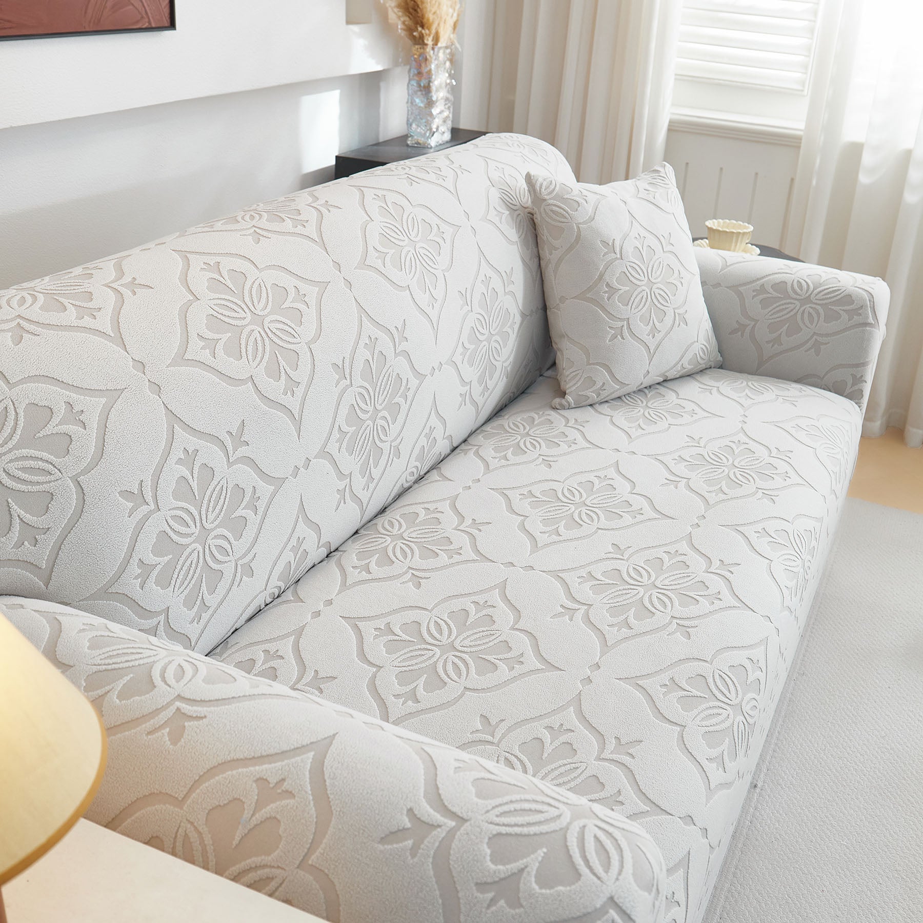 3D Damask Jacquard Stretch Sofa Cover Thick Polar Fleece Couch Slipcover with Straps