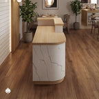 Beatriz · Front Reception Desk