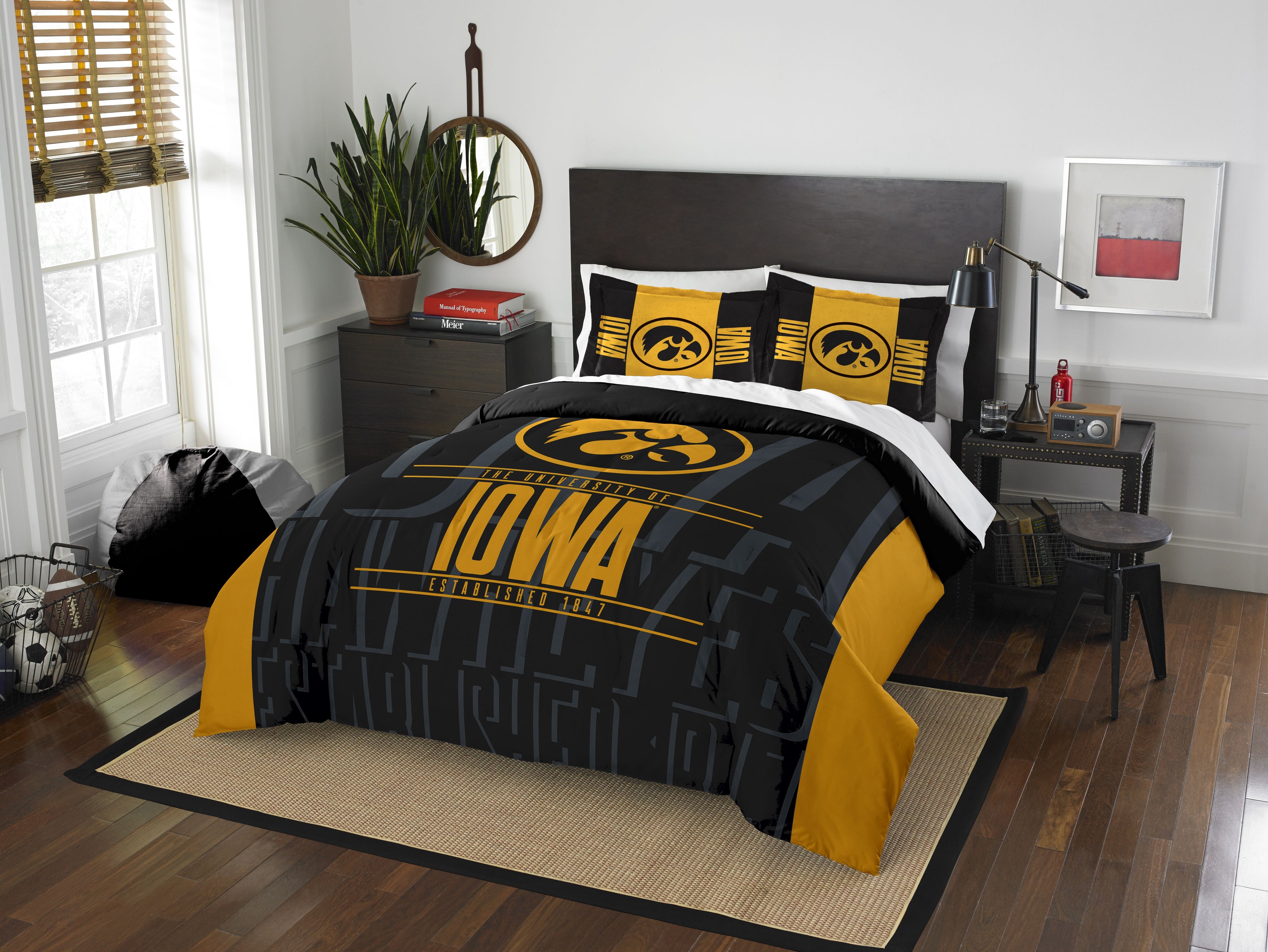Iowa Official Ncaa Modern Take Fullqueen Comforter & Shams Set 86 X 86(D0102H94Vuu)