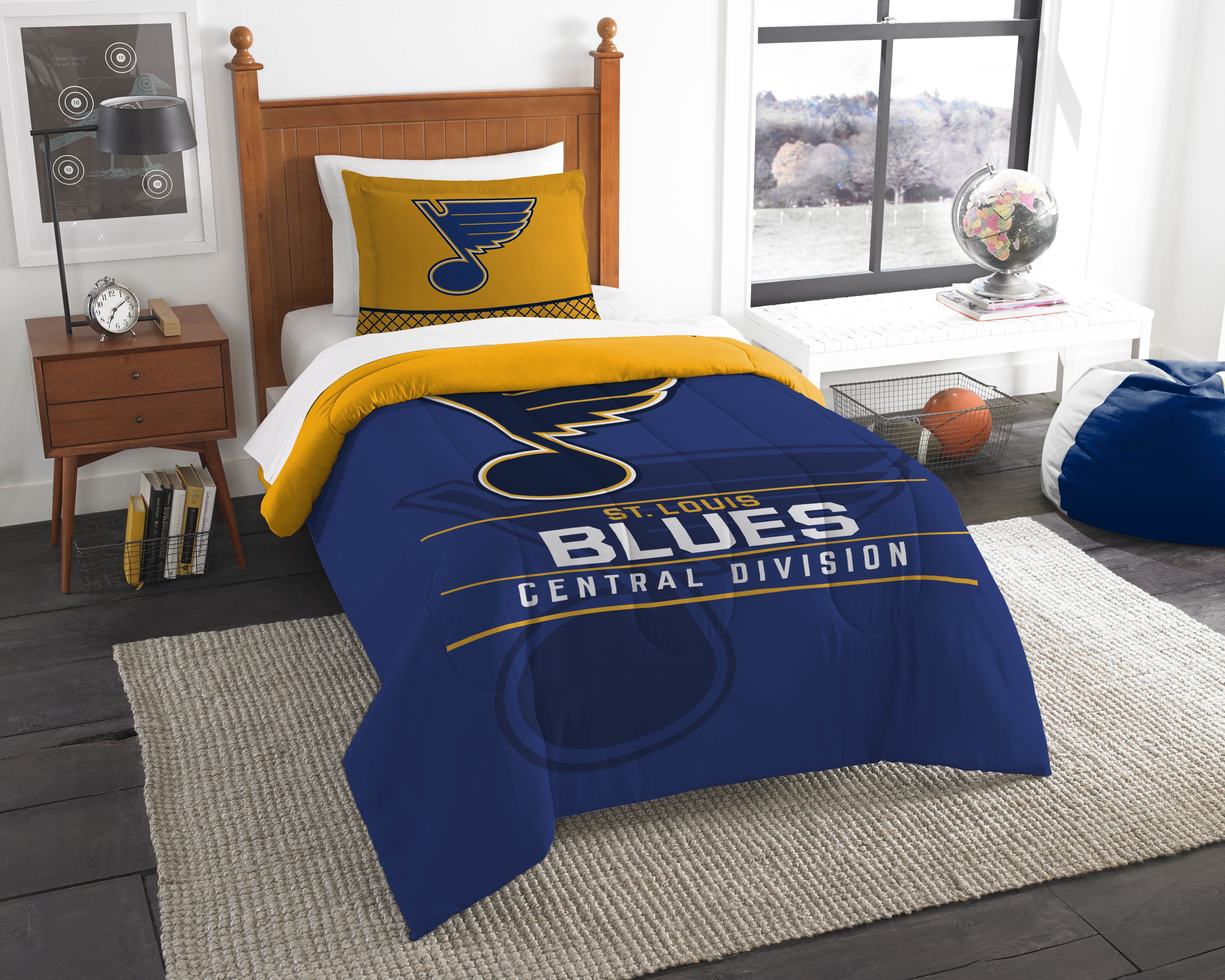 Blues Official National Hockey League, Bedding, 'Draft' Twin Printed Comforter (64'X 86') & 1 Sham (24'X 30') Set By The N