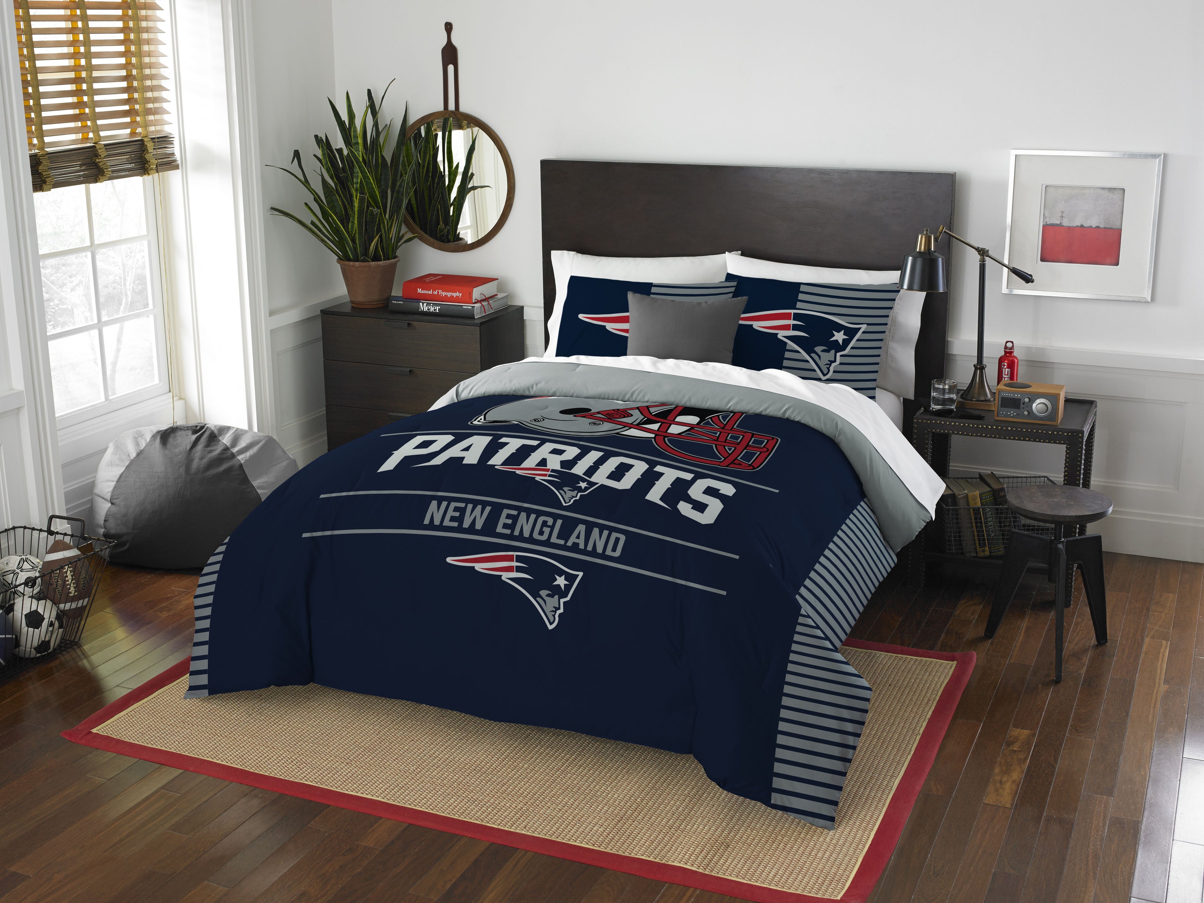 Partiots Official National Football League, Bedding, 'Draft' Full/Queen Printed Comforter (86'X 86') & 2 Shams (24'X 30')