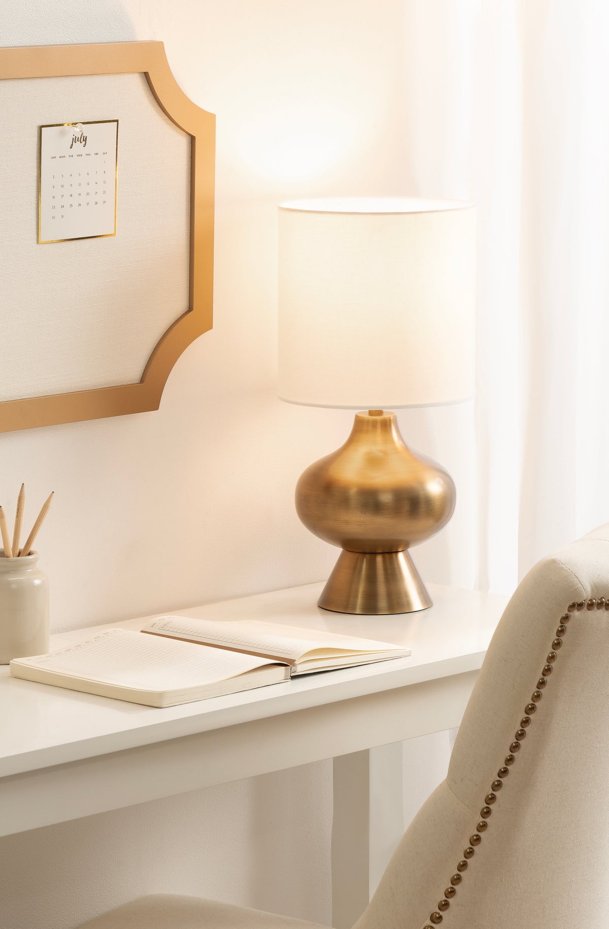 Bahira Tabletop Lamp