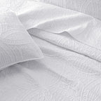 Oversized Medallion Quilt Set - Clara Collection