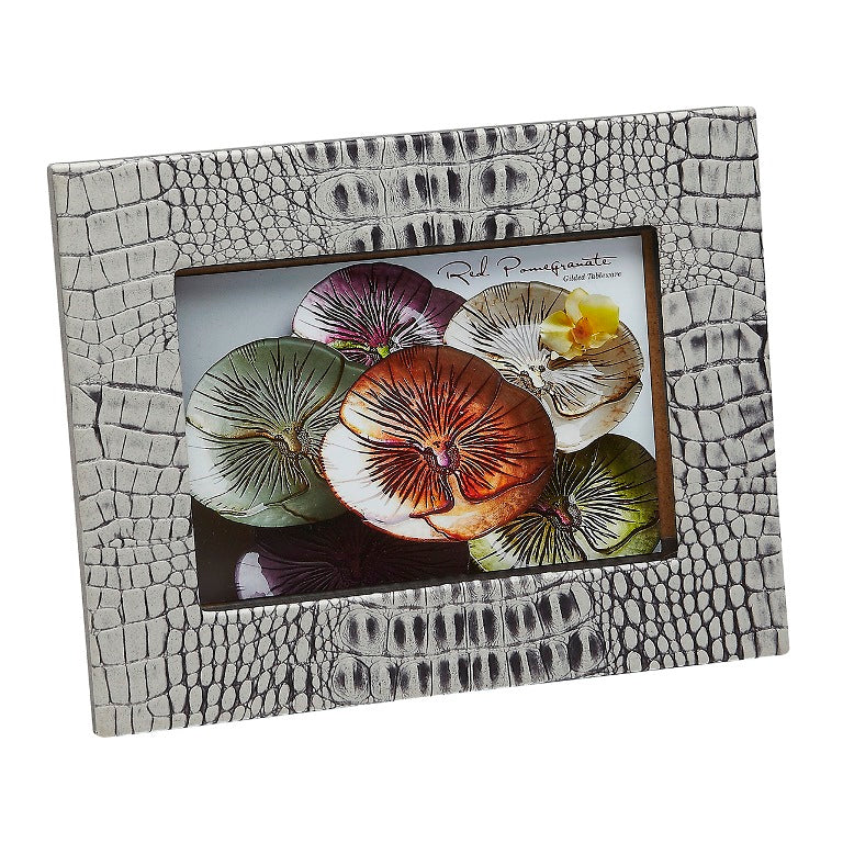 Red Pomegranate 120-2 crock 5 x 7 in Nil grey Photo Frame