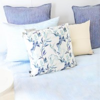 Plush Indoor Printed Cushions - Comfortable, Warm, and Stylish - Enhance Your Space with Cozy Luxury - Leaf Element Design - Blue - 45x45