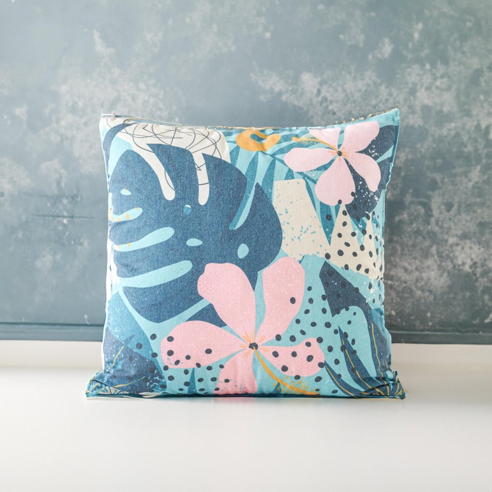 One-of-a-Kind Indoor Cushions - Revitalize Your Decor with Style and Comfort - Aqua - 45x45cm
