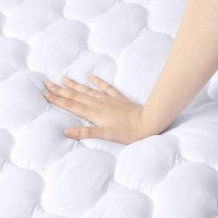 Utopia Bedding Quilted Fitted Waterproof Queen Mattress Protector Mattress Pad Stretches Up To 16 Inches Deep Elastic Fitted M