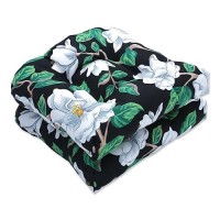 Pillow Perfect Floral Indooroutdoor Chair Seat Cushion Tufted Weather And Fade Resistant 19 X 19 Blackwhite Magnolia