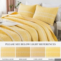 Andency Yellow Quilt Set California King (112X104 Inch)  3 Pieces(1 Striped Triangle Printed Quilt And 2 Pillowcases)  Bohemian Summer Lightweight Reversible Microfiber Bedspread Coverlet Sets